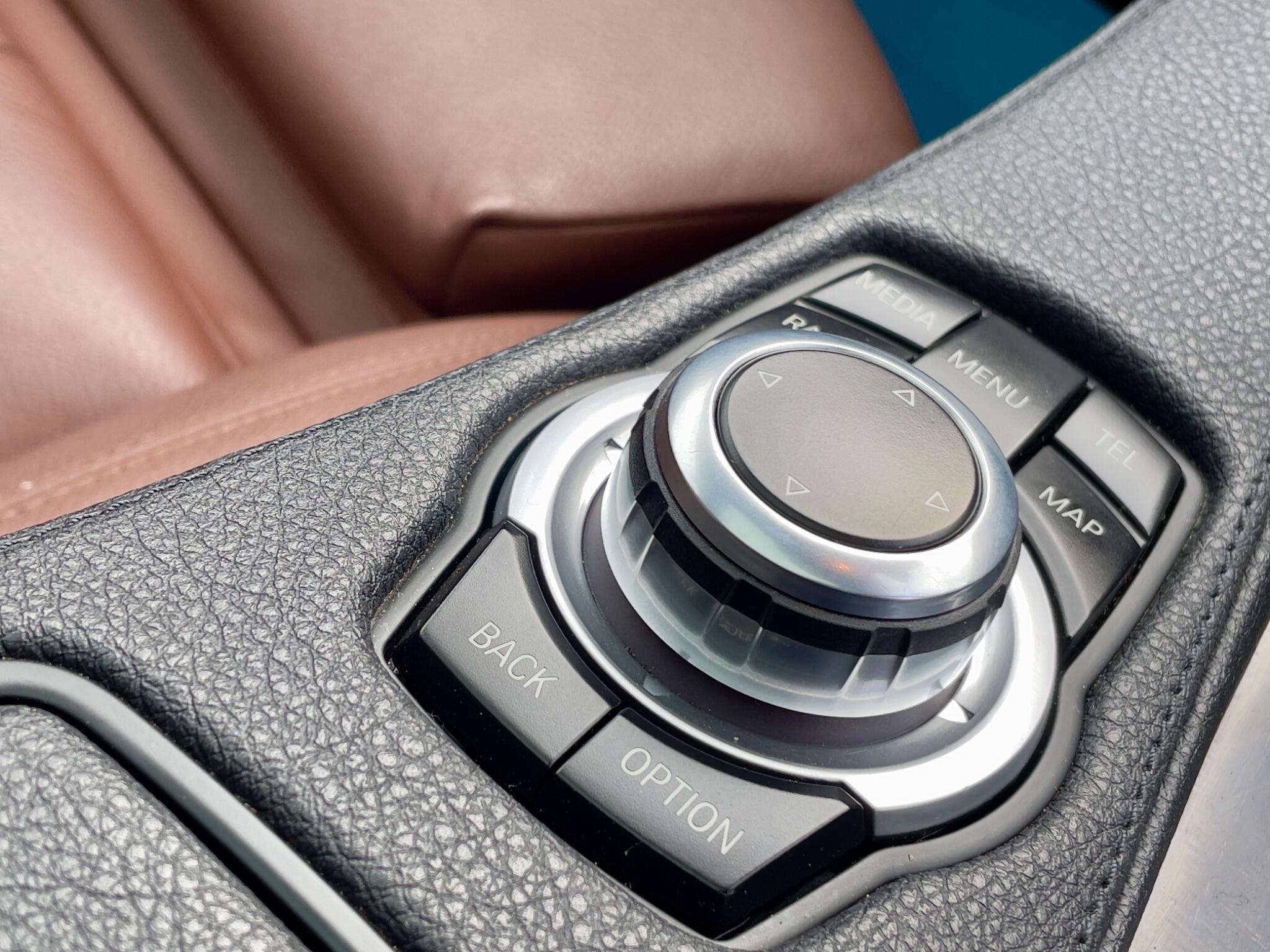 BMW 6 Series view 52