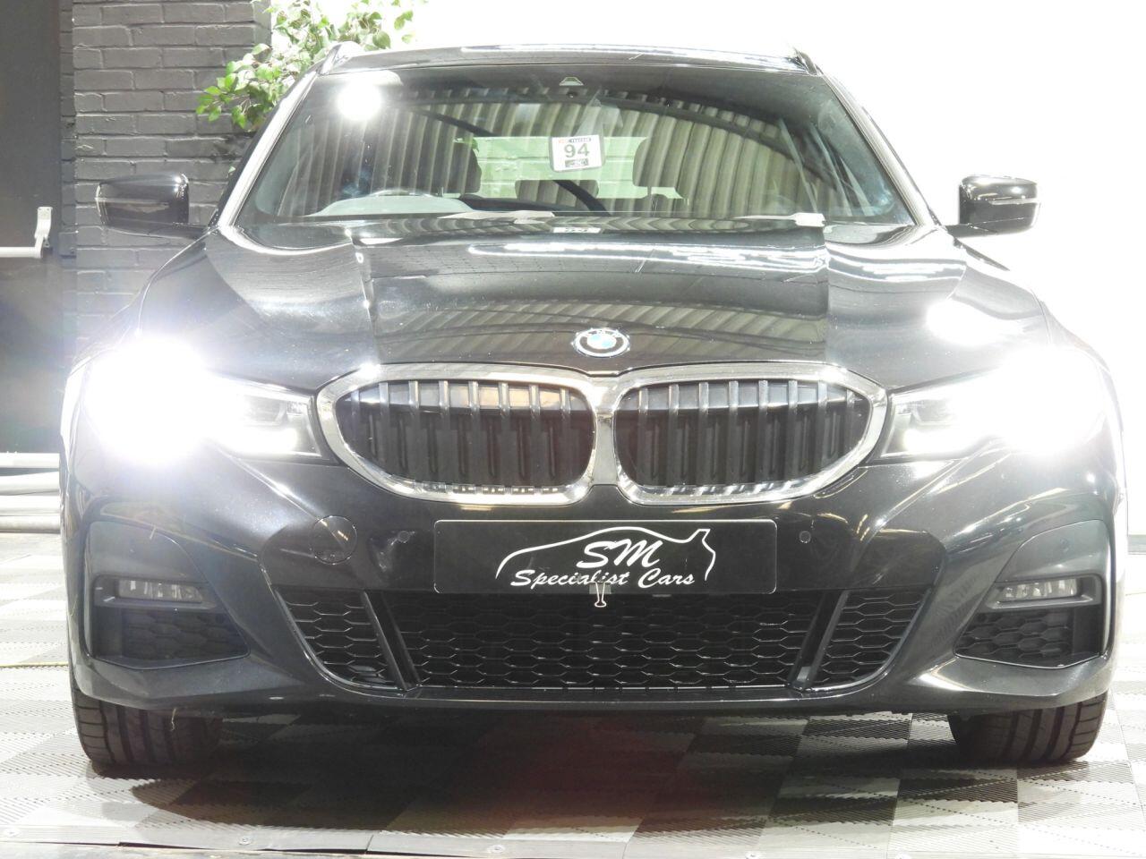 BMW 3 Series view 14