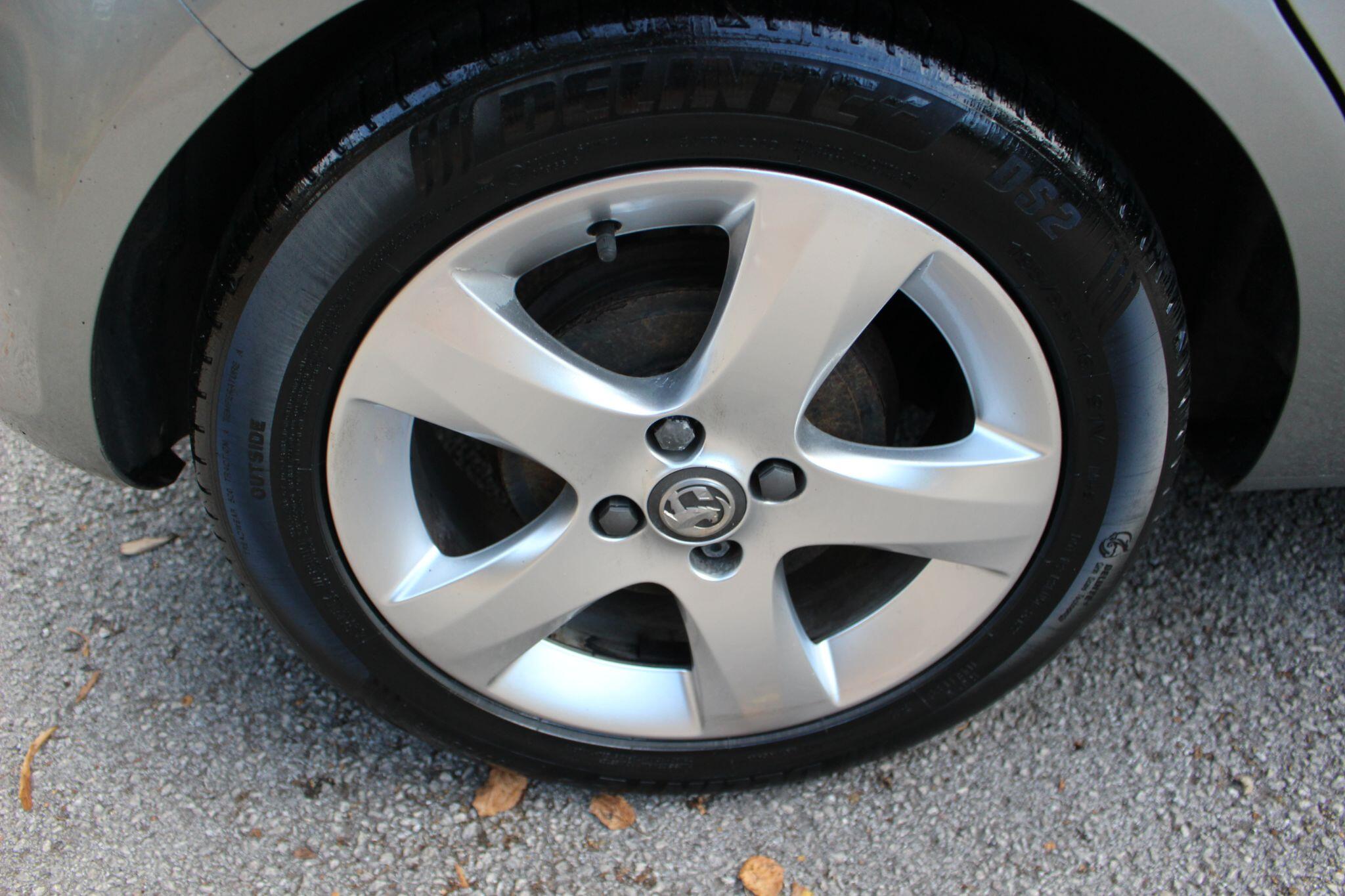 Vauxhall Corsa view 25