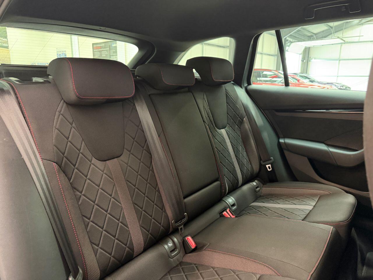Skoda Octavia view 14