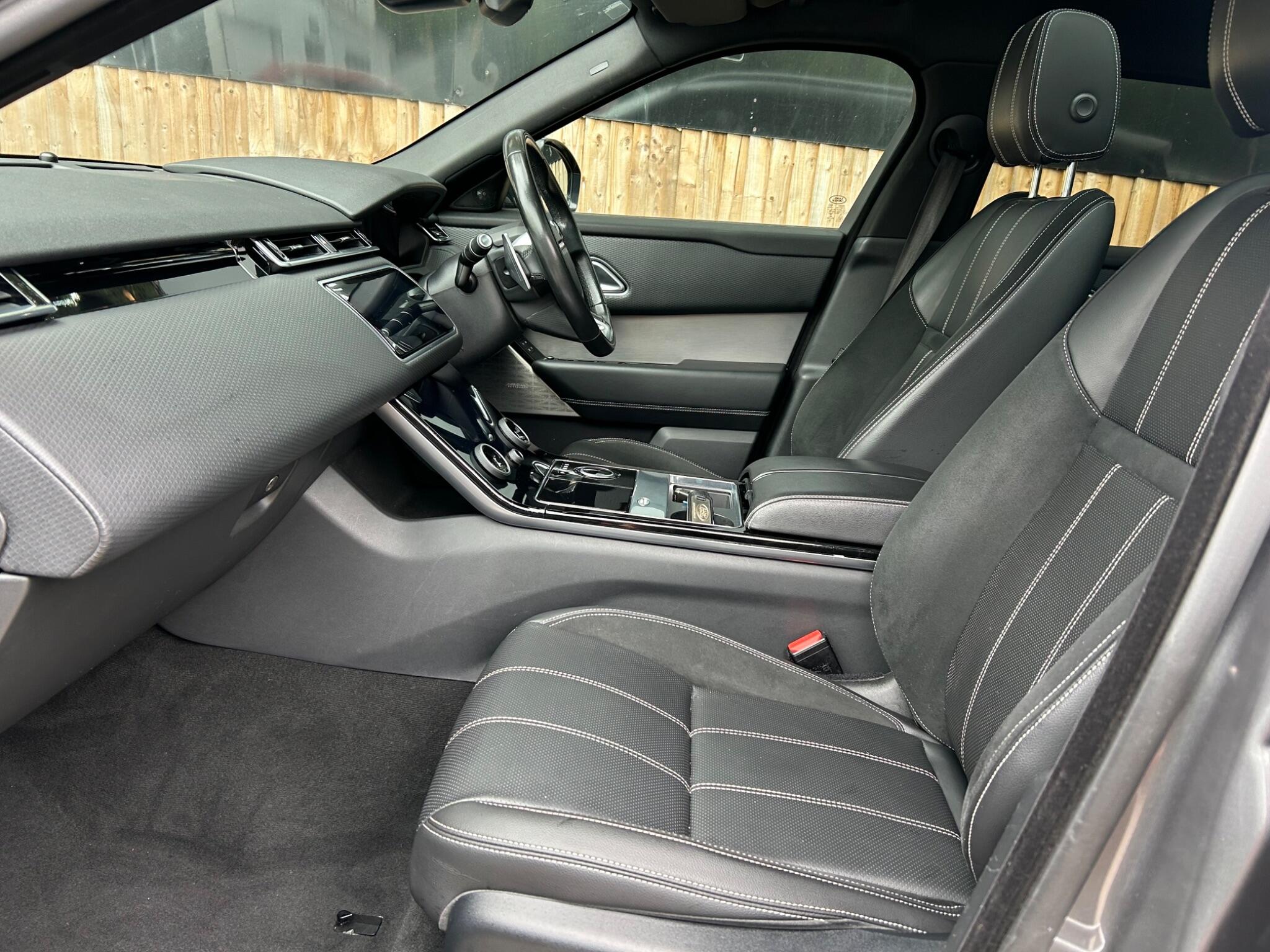 Land Rover Range Rover Velar view 34