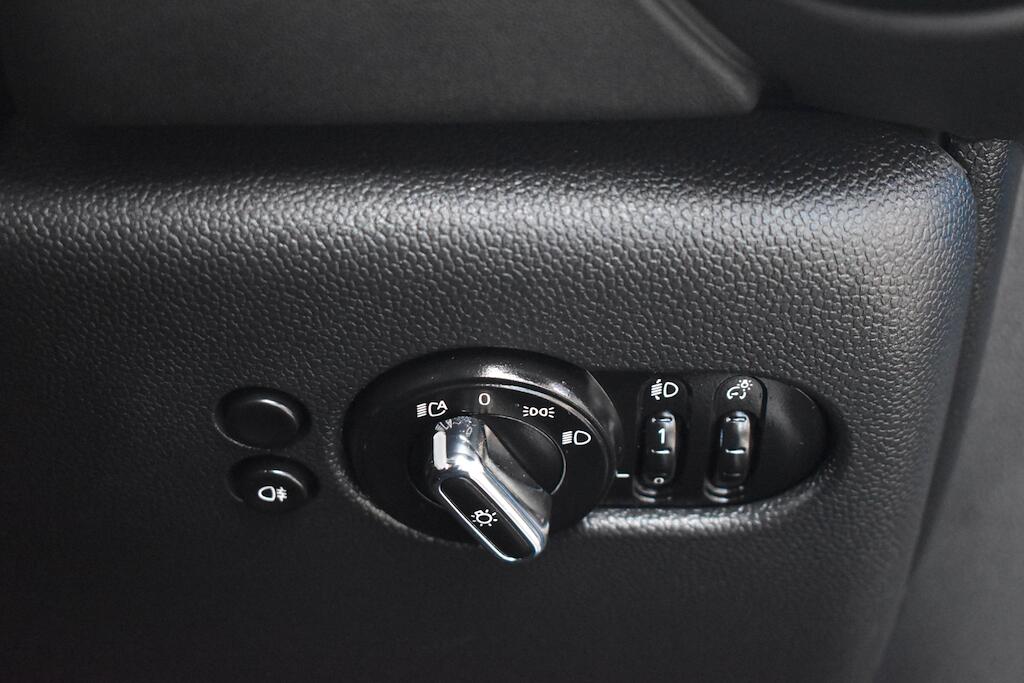 Mini Cooper view 53
