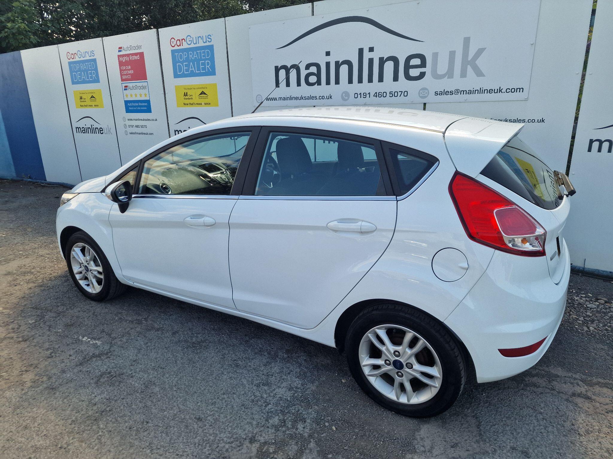 Ford Fiesta view 9