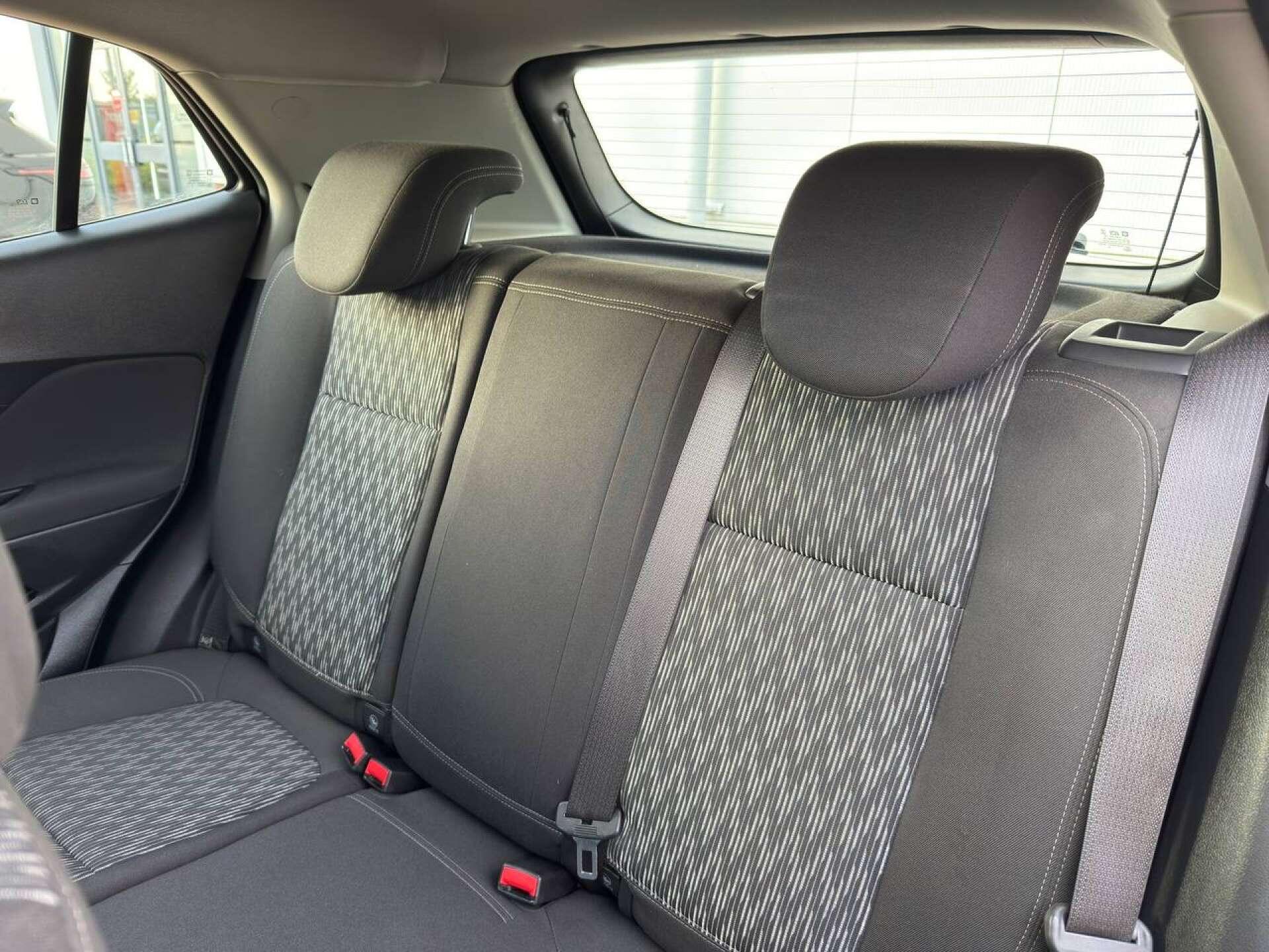 Vauxhall Mokka view 34