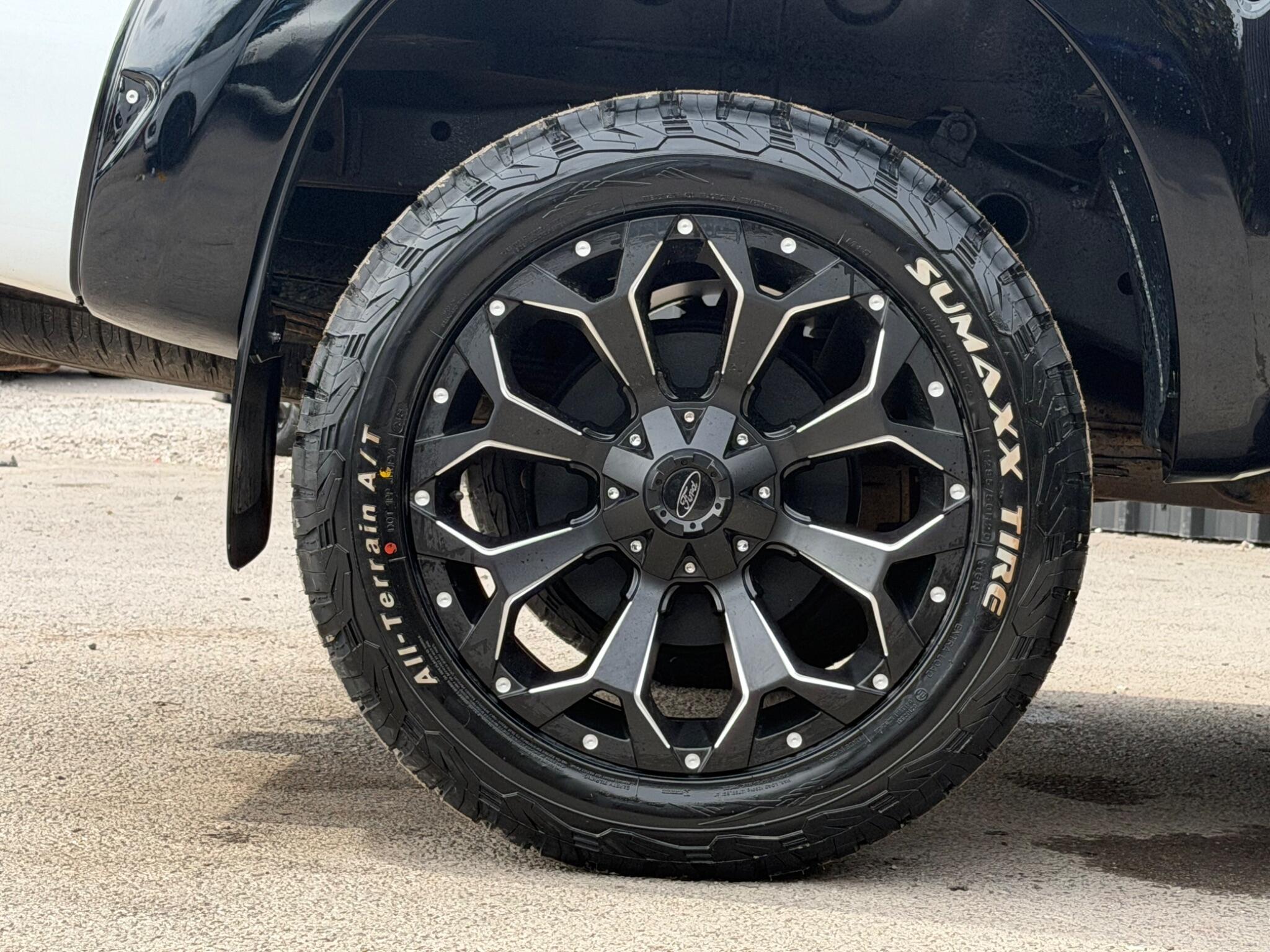 Ford Ranger view 39