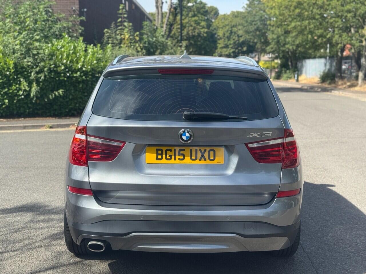 BMW X3 view 6