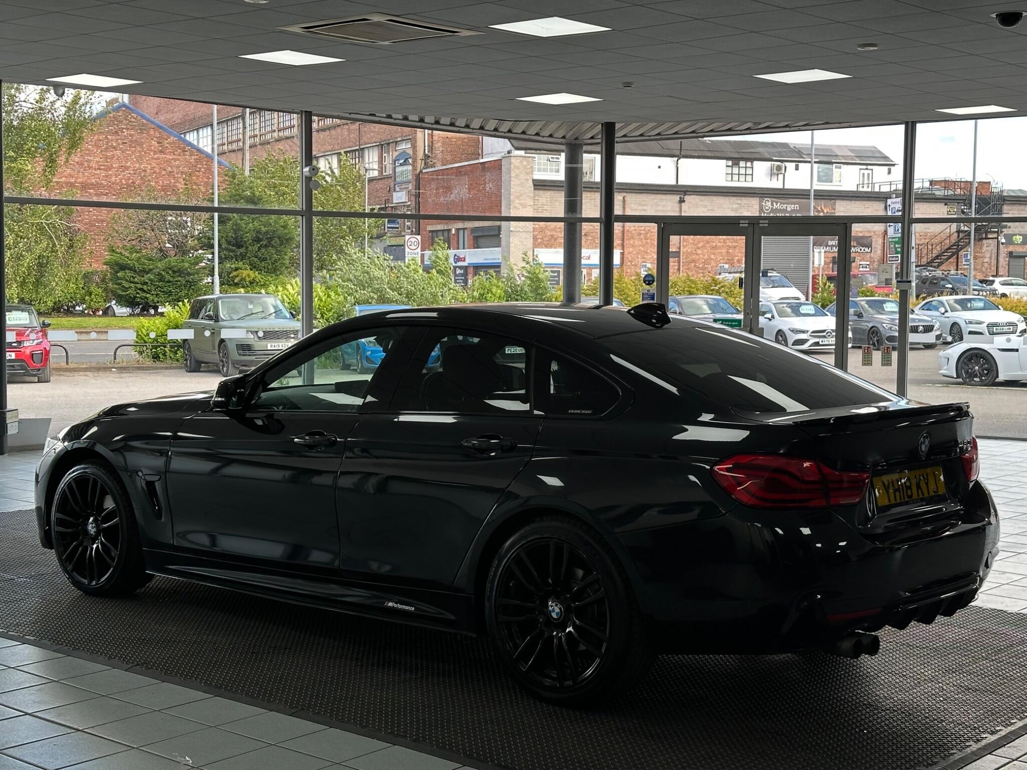 BMW 4 Series view 11