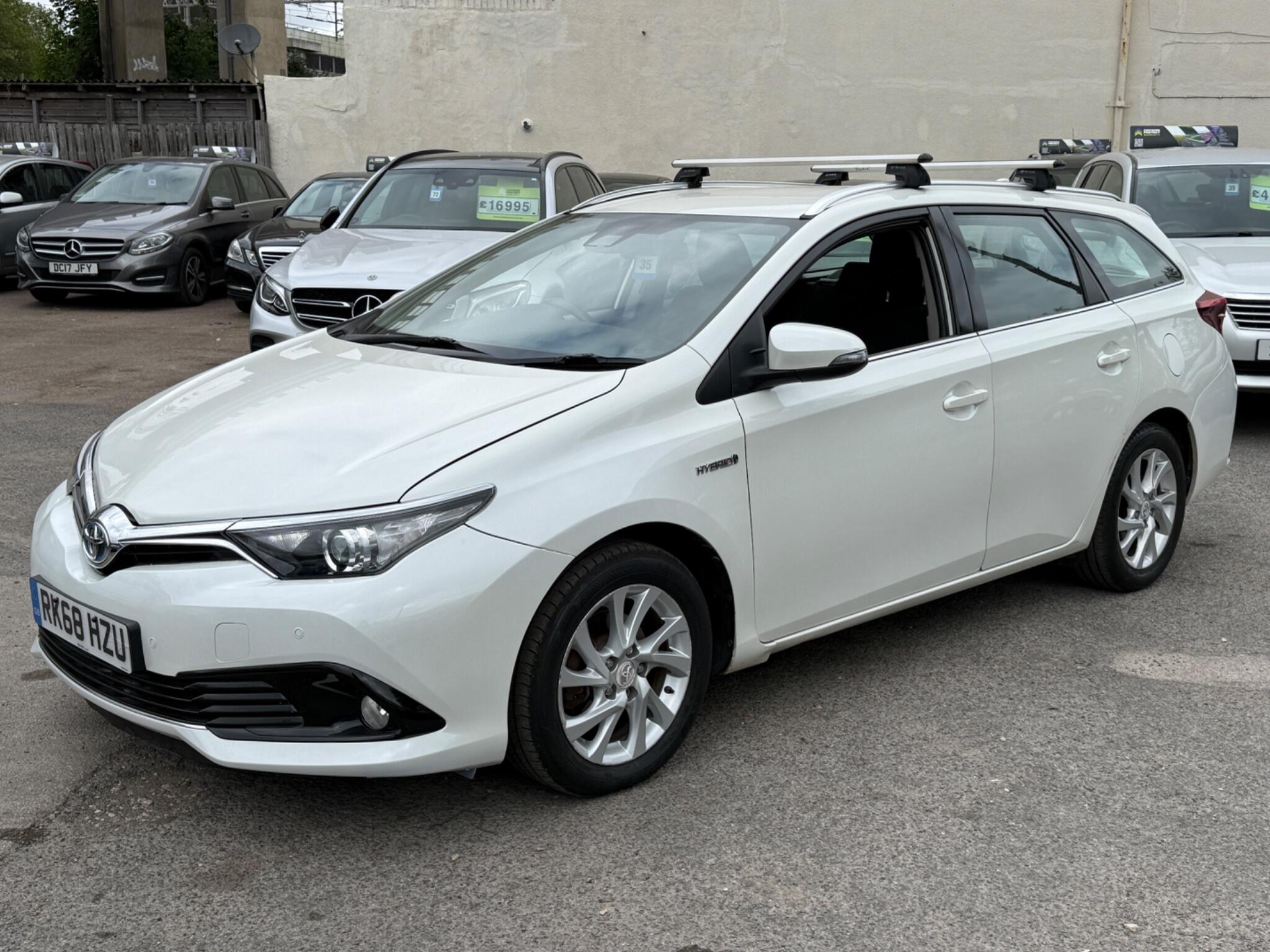 Toyota Auris - Image 8