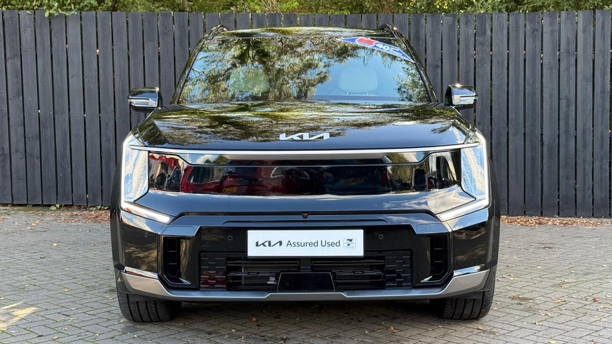 Kia EV9 view 3