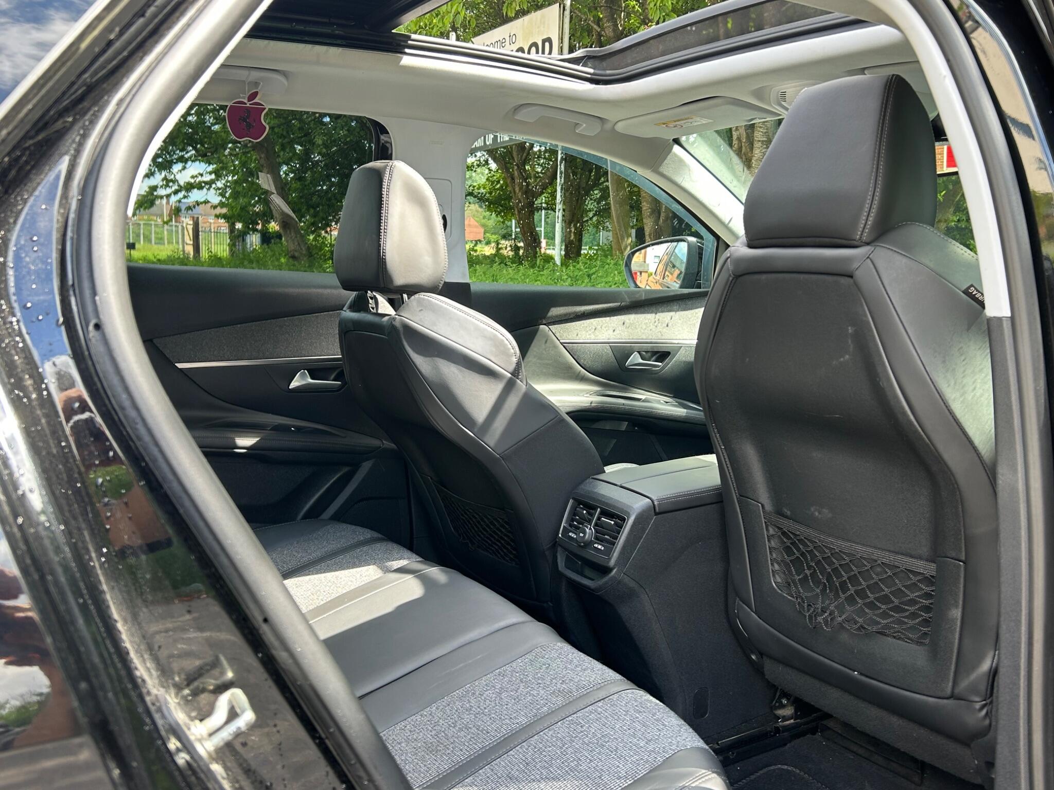 Peugeot 3008 view 23