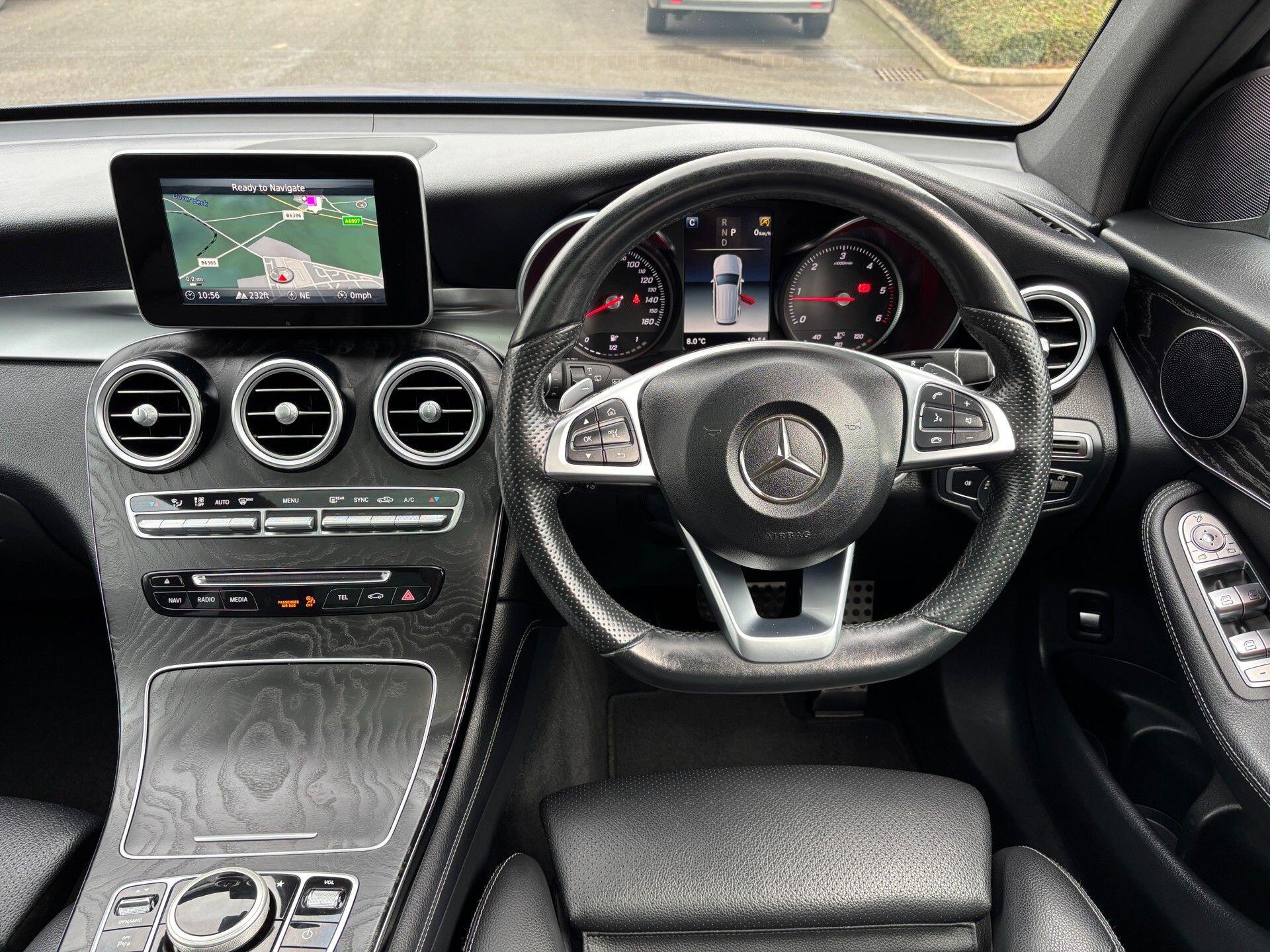 Mercedes-Benz GLC view 27