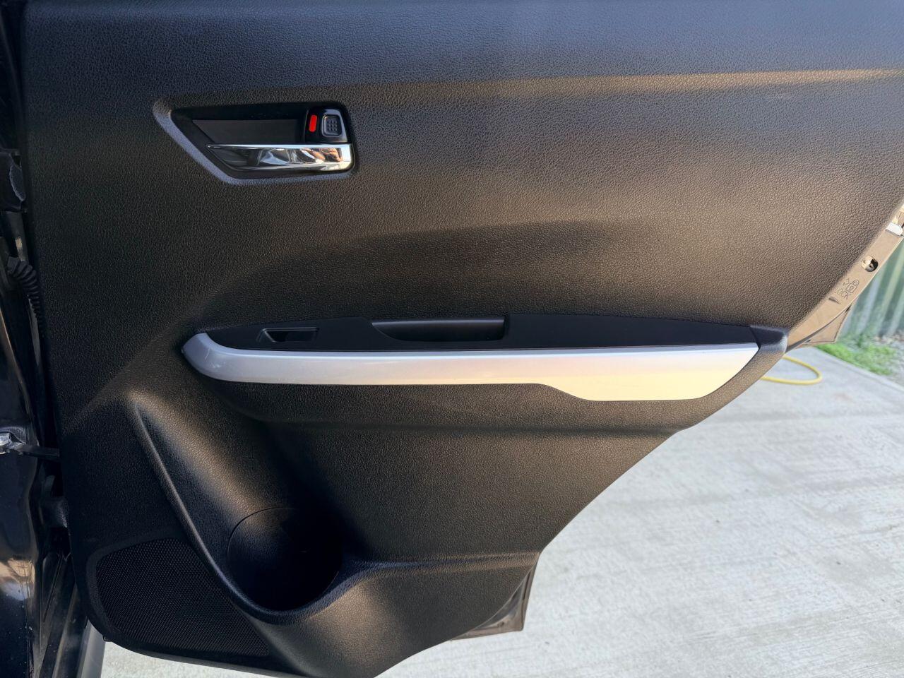 Suzuki Vitara view 18