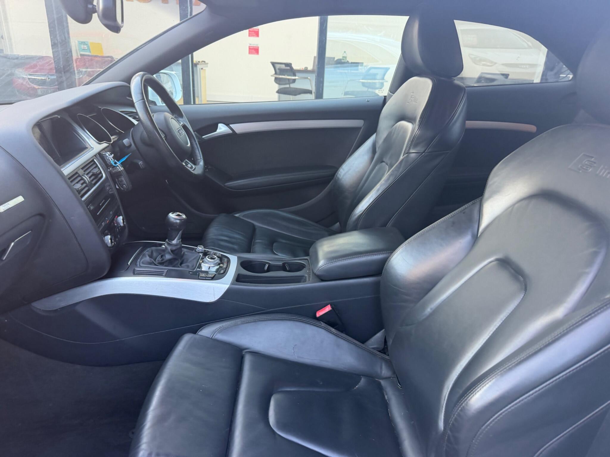 Audi A5 view 14
