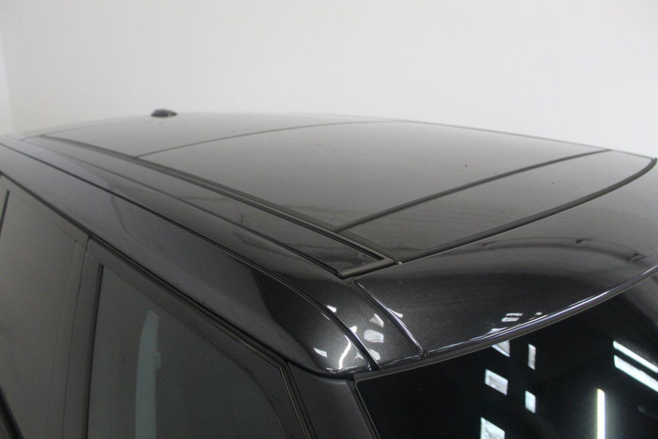 Land Rover Range Rover view 30