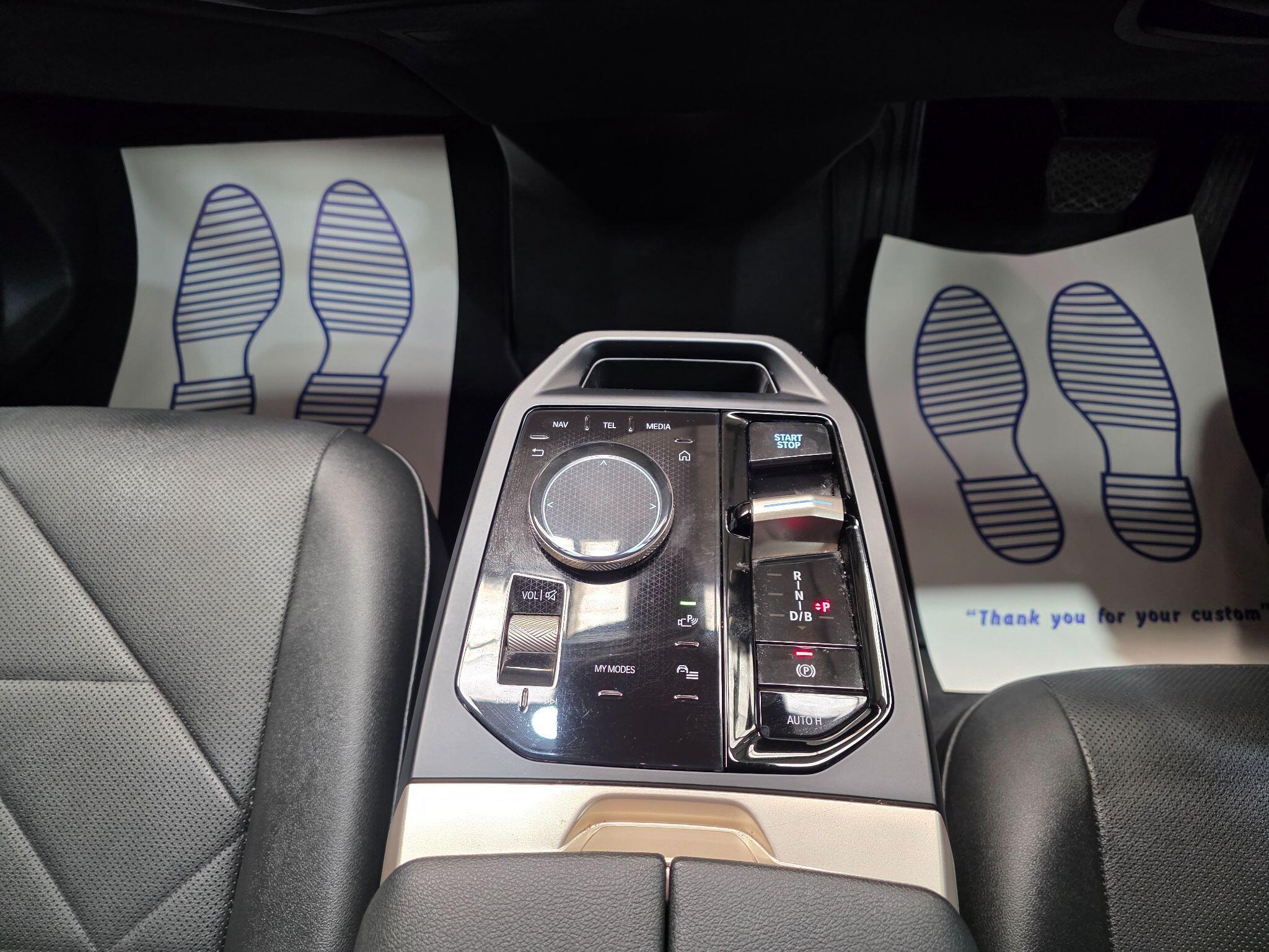 BMW Ix view 13