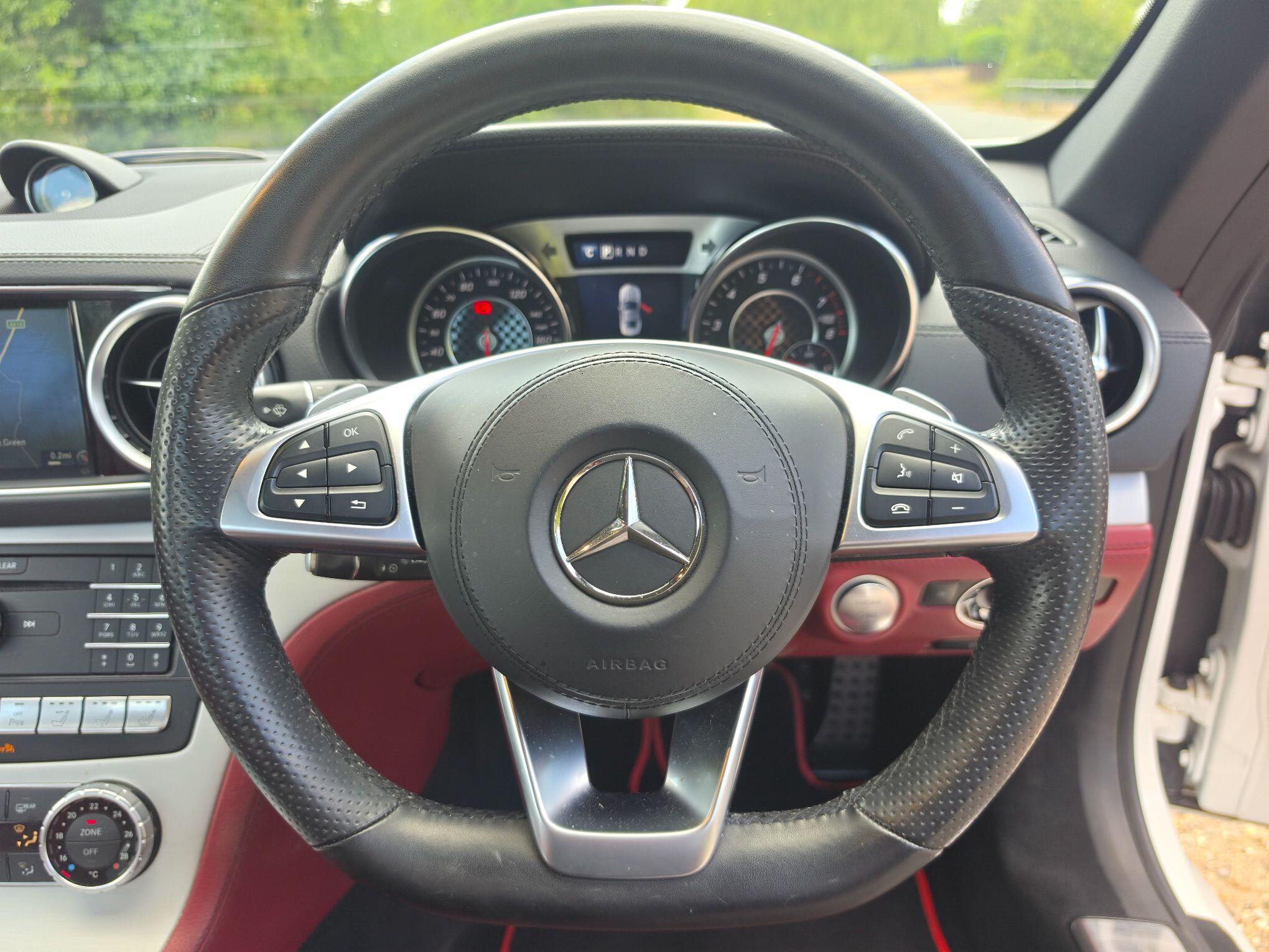 Mercedes-Benz SL view 6