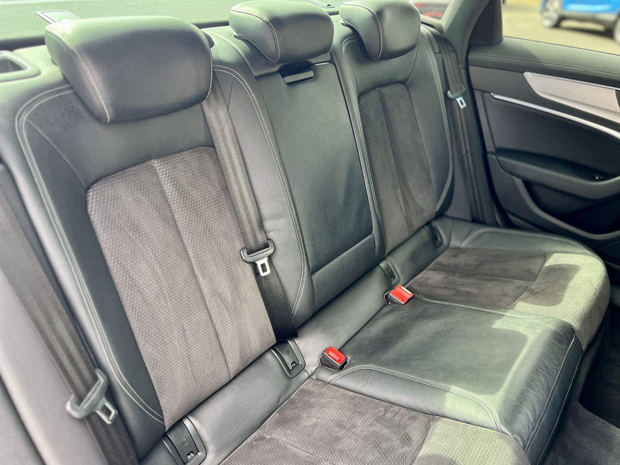 Audi A6 view 17