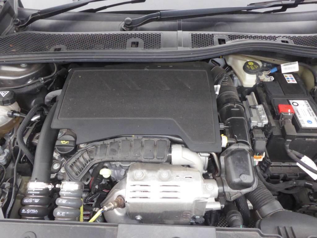 Peugeot 208 view 26