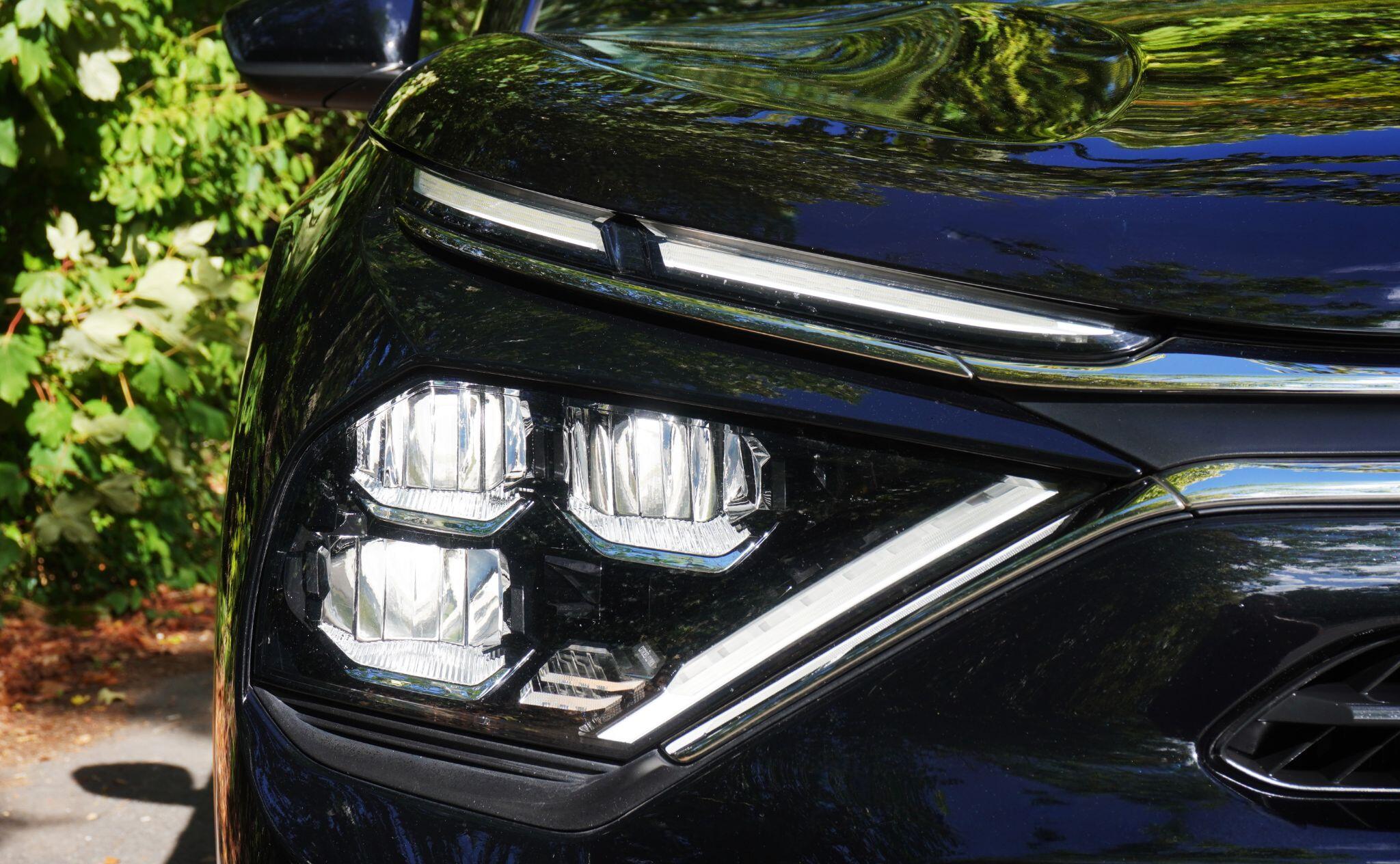 Citroen e-C4 view 62