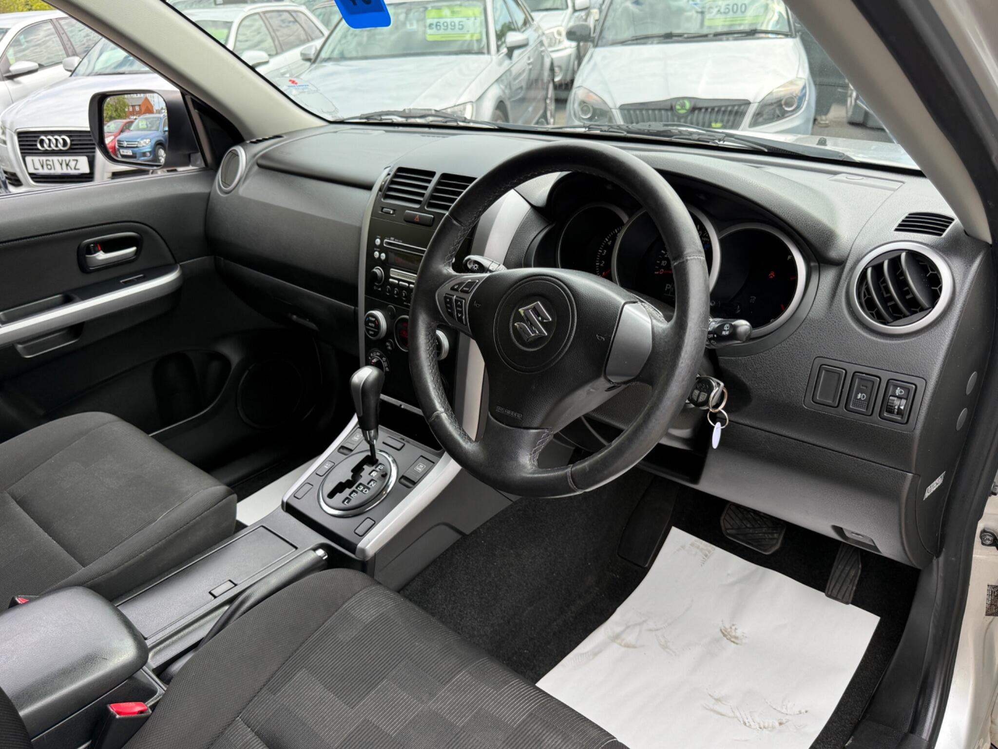 Suzuki Grand Vitara - Image 32