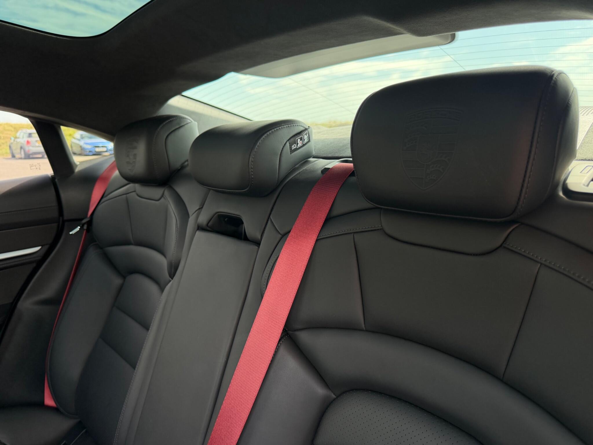 Porsche Taycan view 32