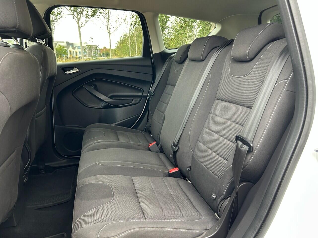 Ford Kuga view 23
