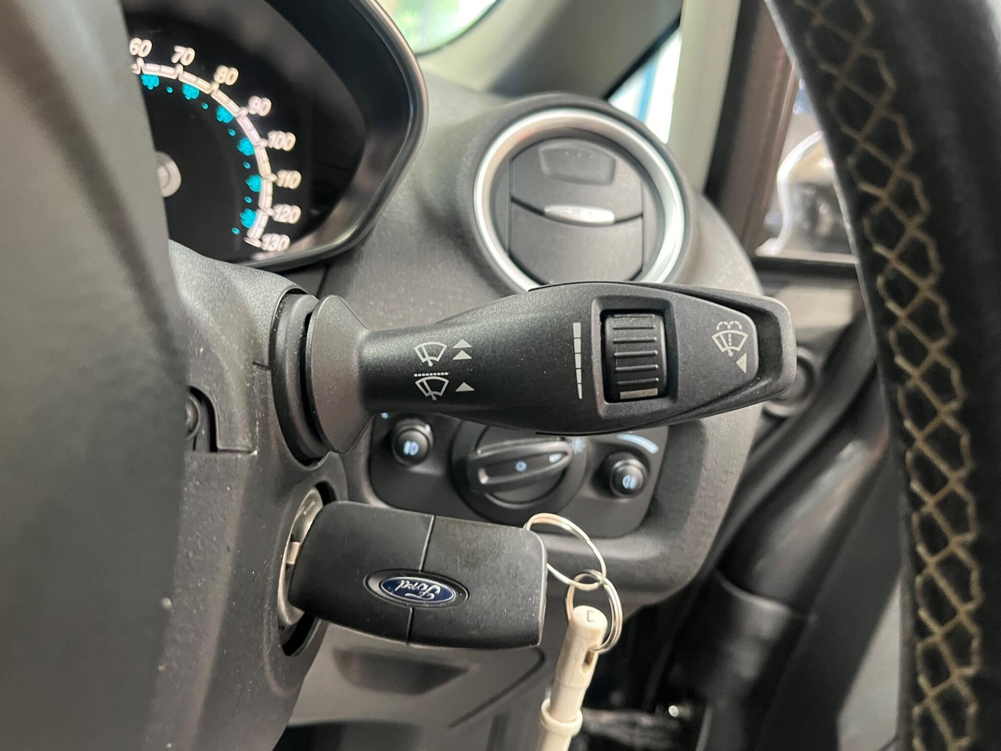 Ford Fiesta view 30