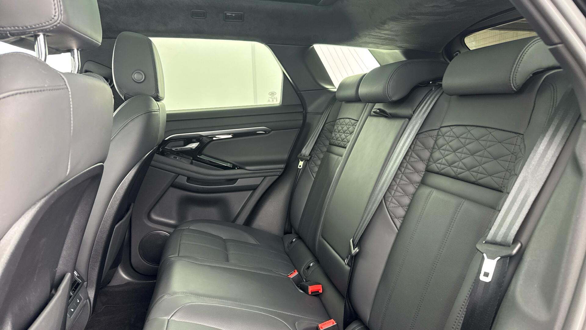Land Rover Range Rover Evoque view 14