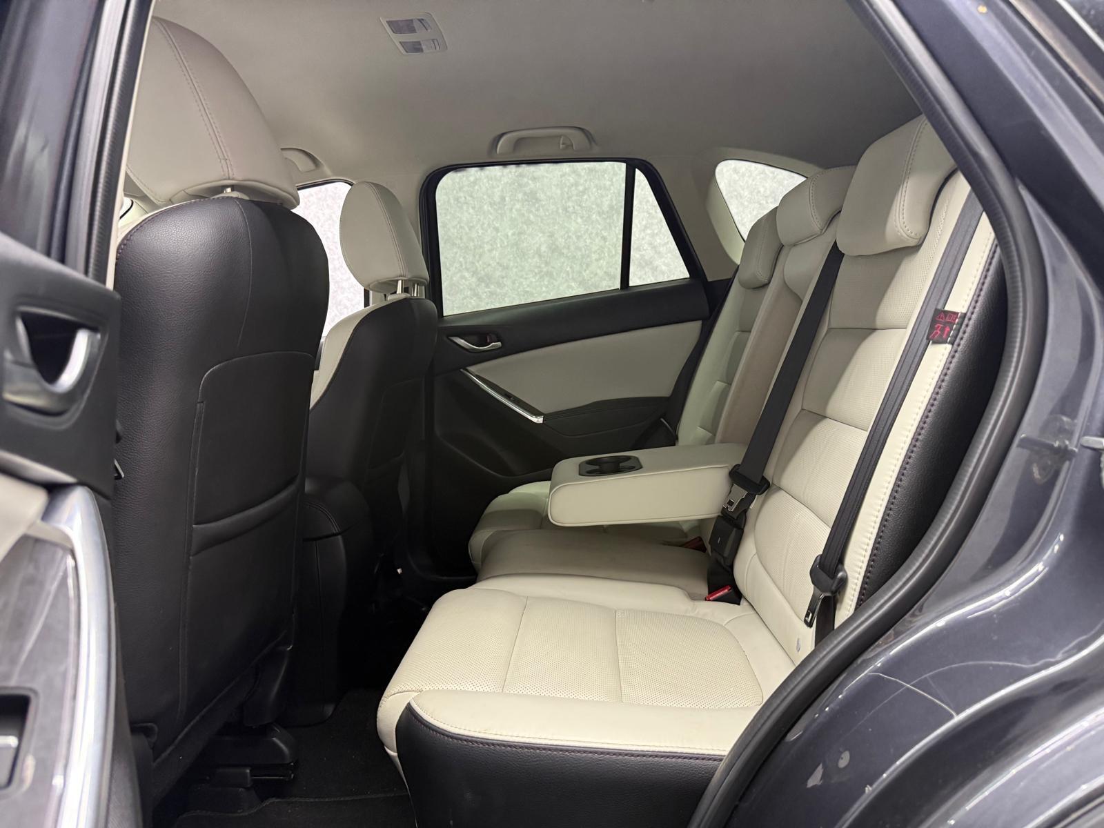 Mazda CX-5 view 3