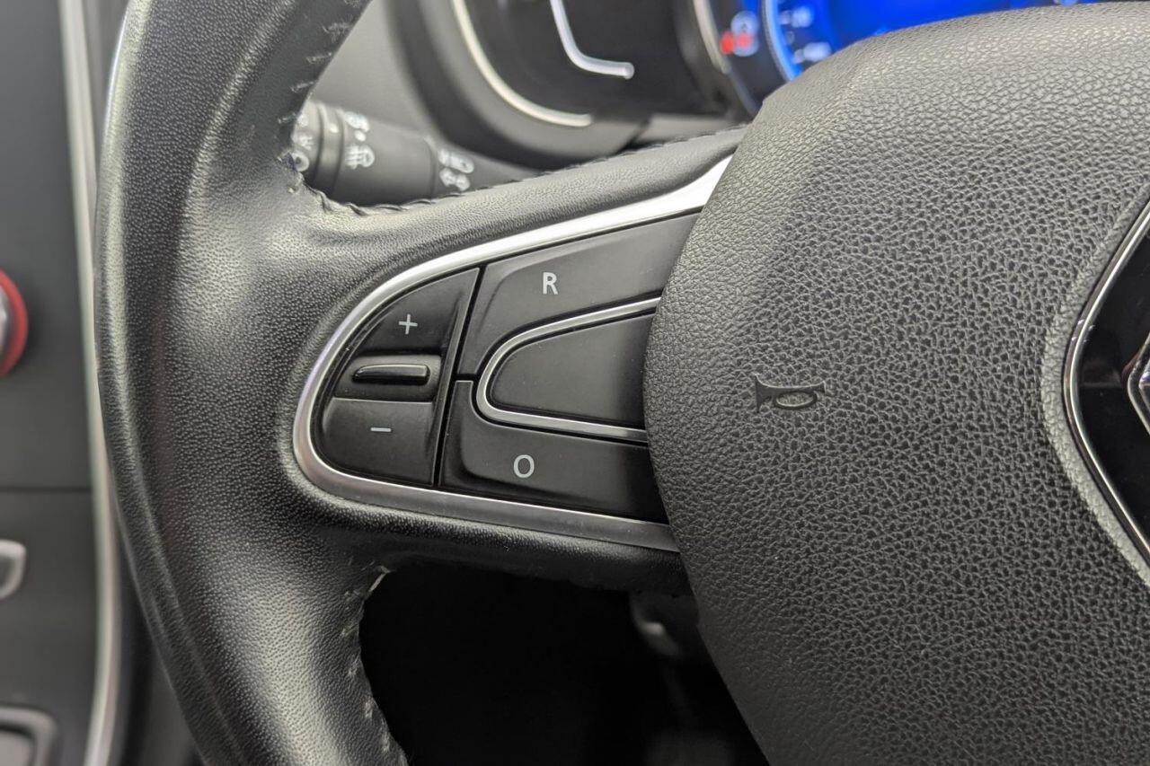 Renault Grand Scenic view 28