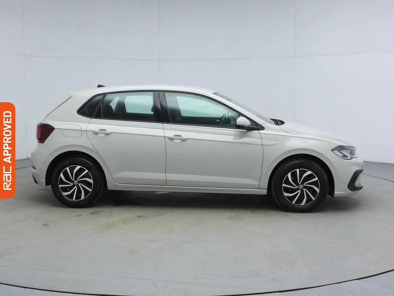 Volkswagen Polo view 6