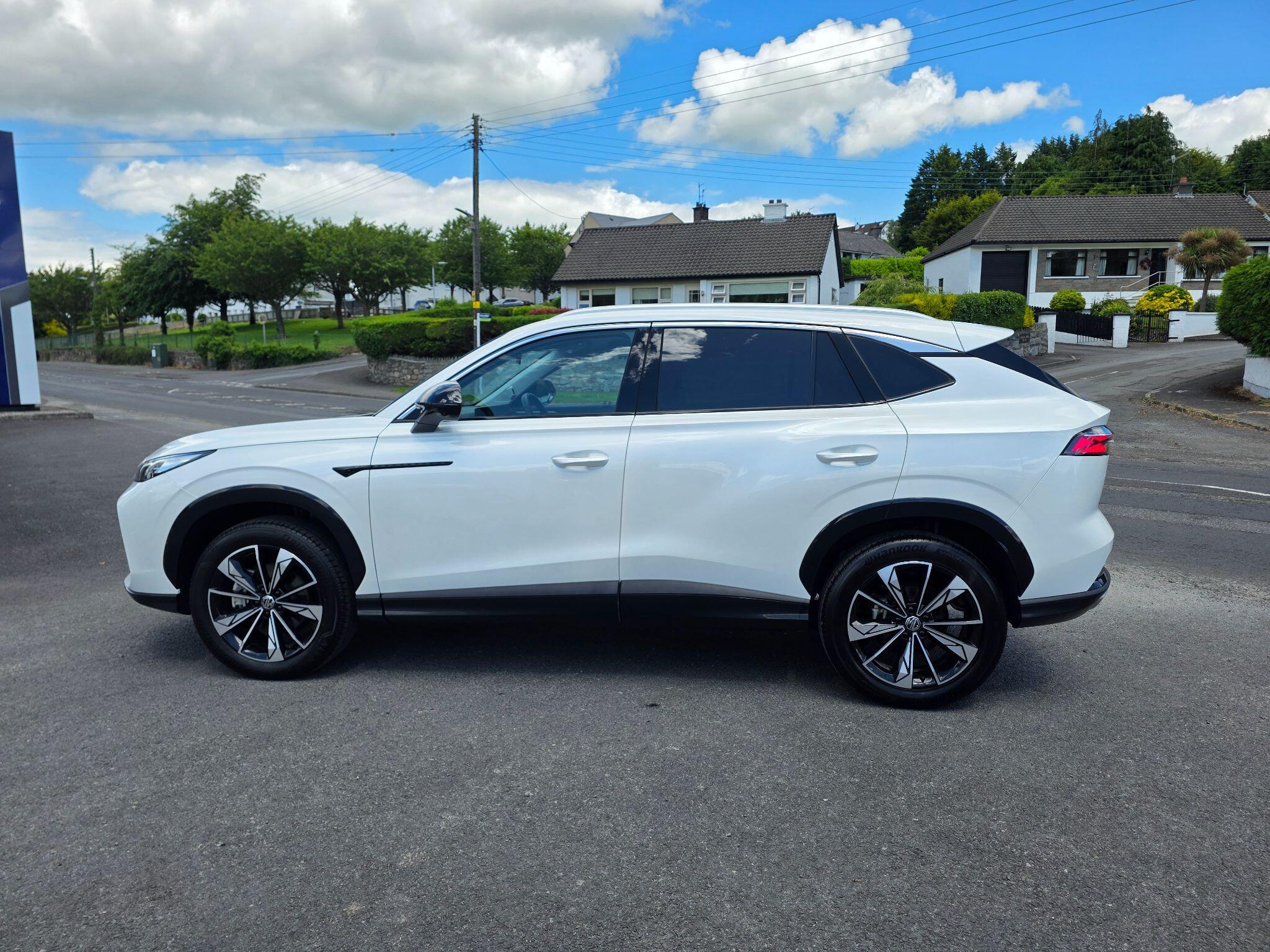 MG MG HS view 6