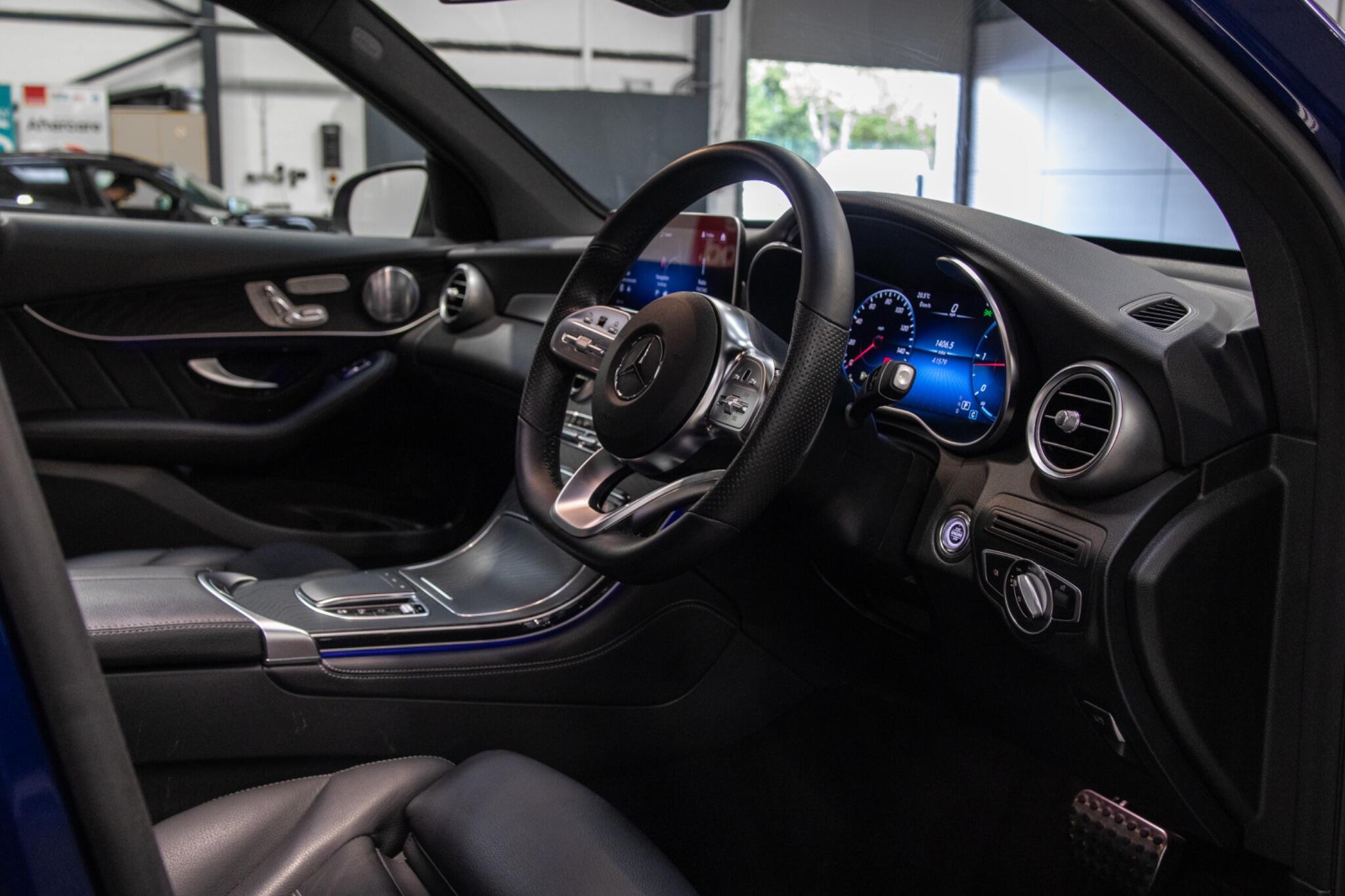 Mercedes-Benz GLC view 11