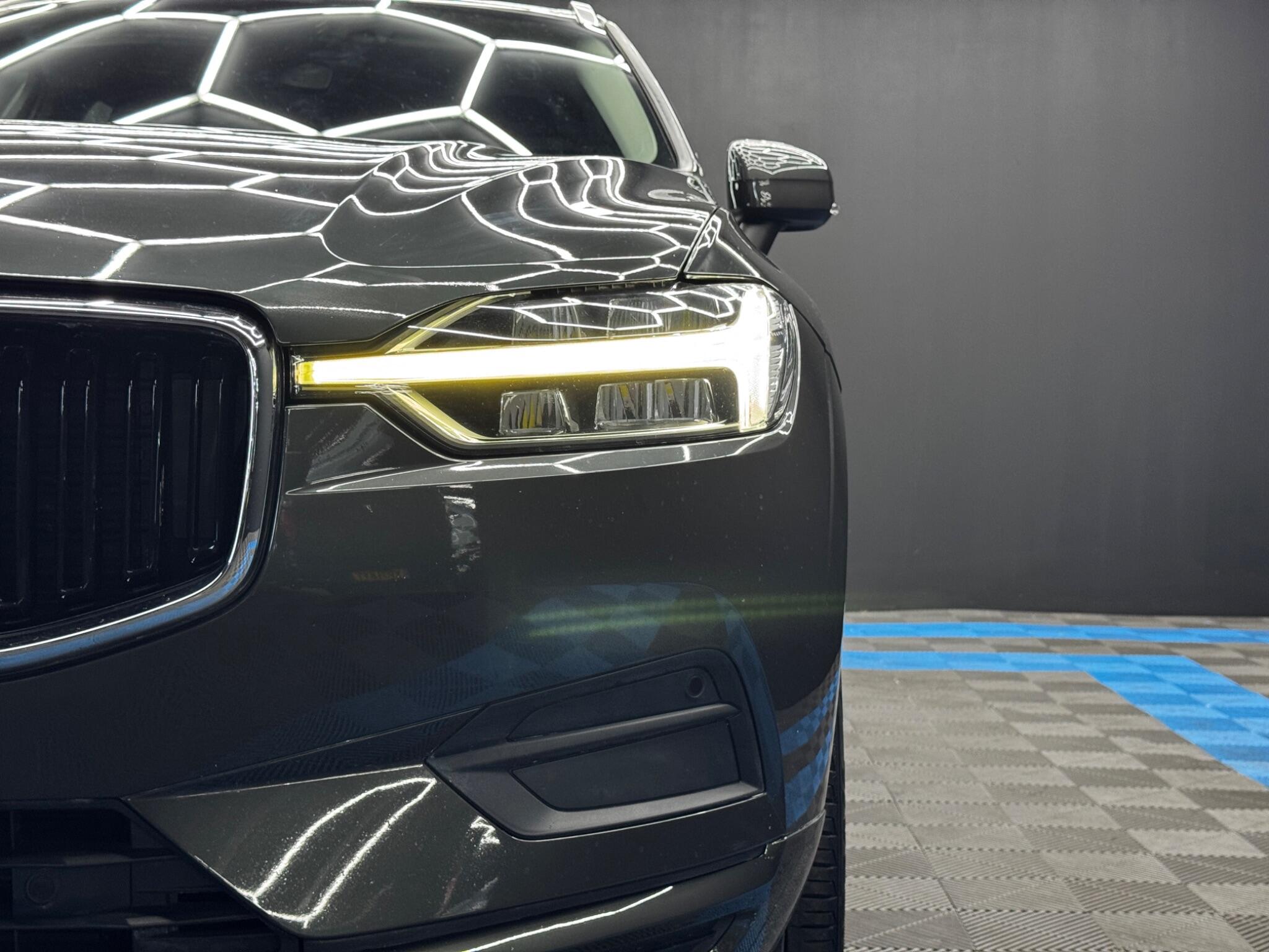 Volvo XC60 view 45