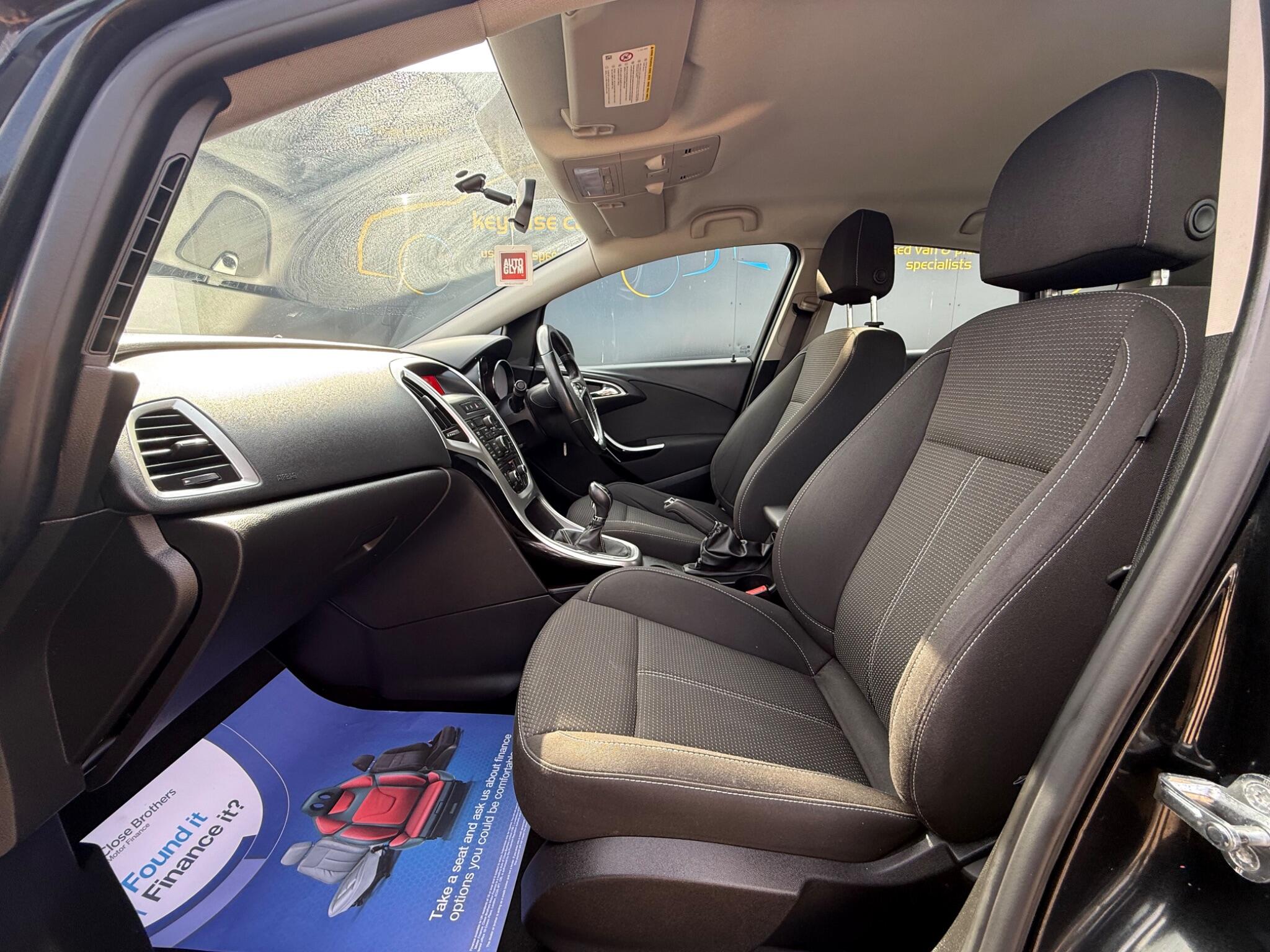 Vauxhall Astra view 22