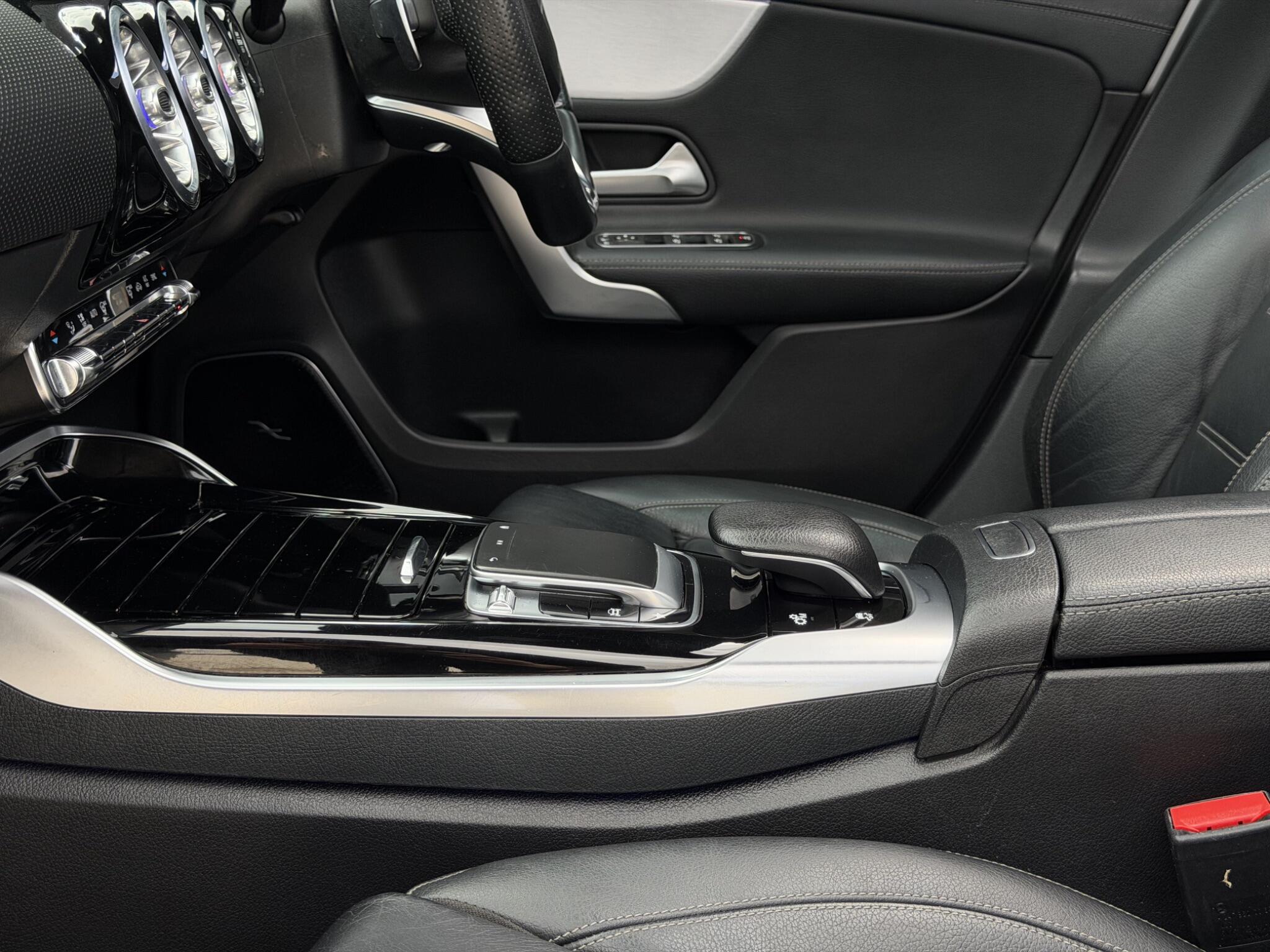 Mercedes-Benz A-Class view 36