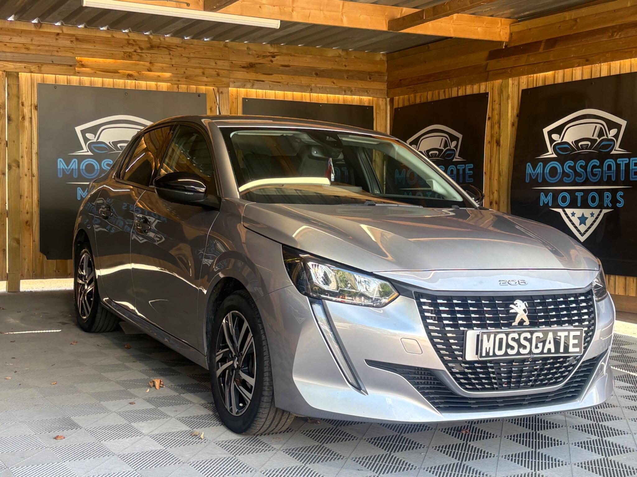 Peugeot 208 view 3