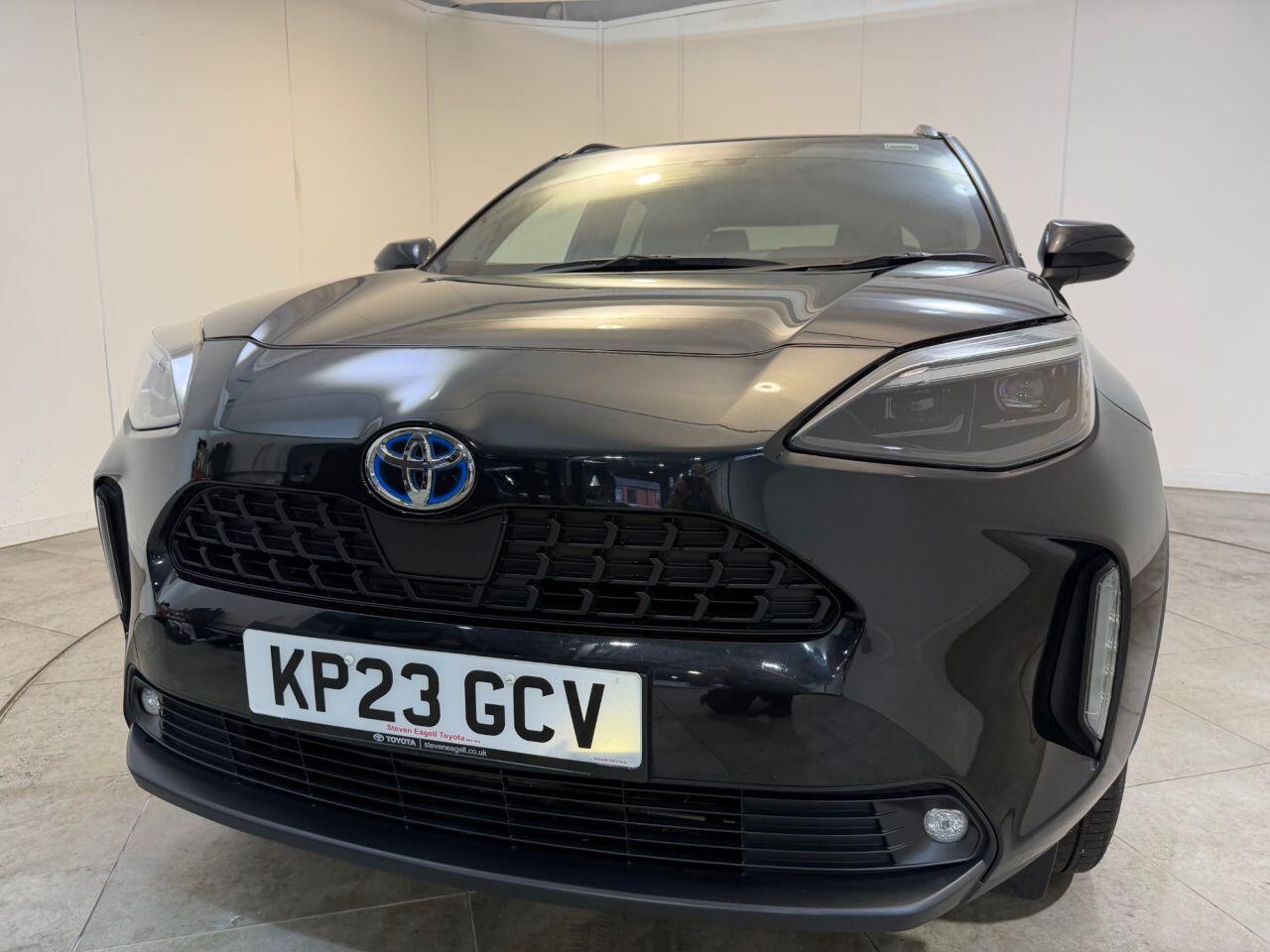 Toyota Yaris Cross view 12
