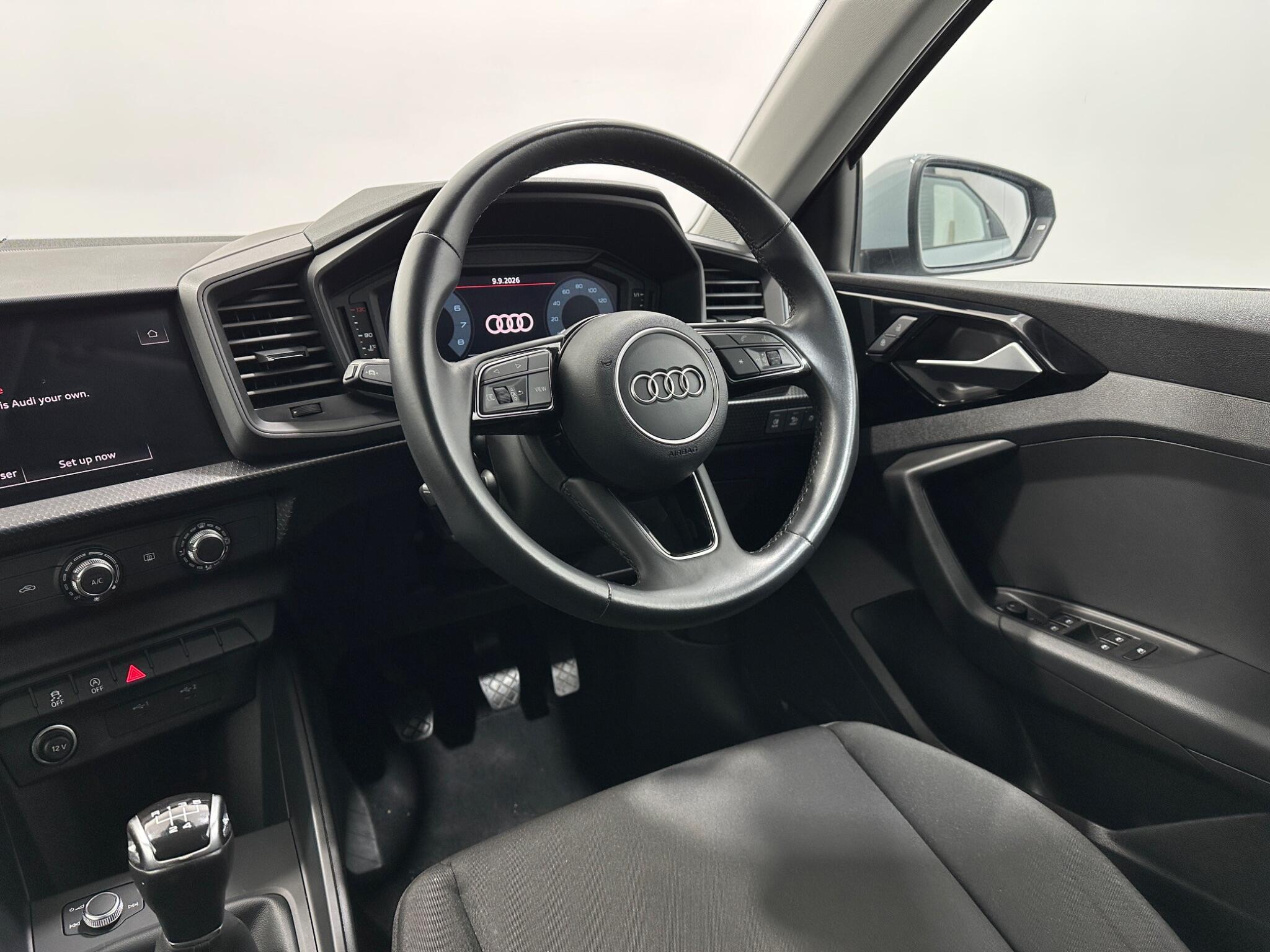 Audi A1 view 12