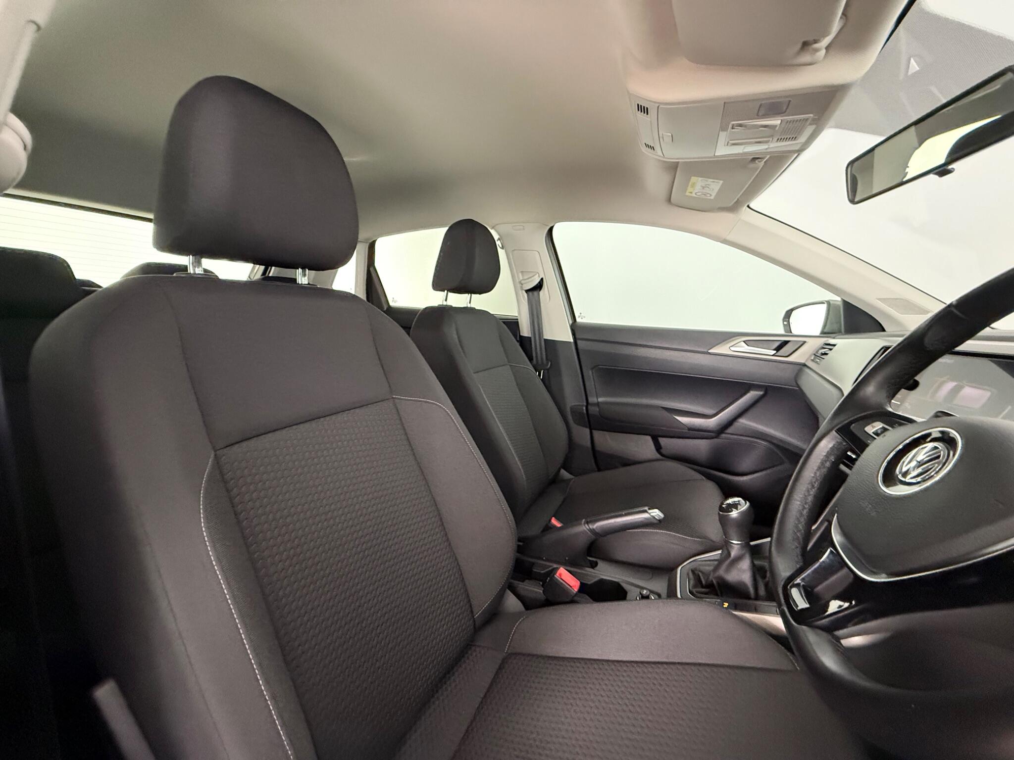 Volkswagen Polo view 30