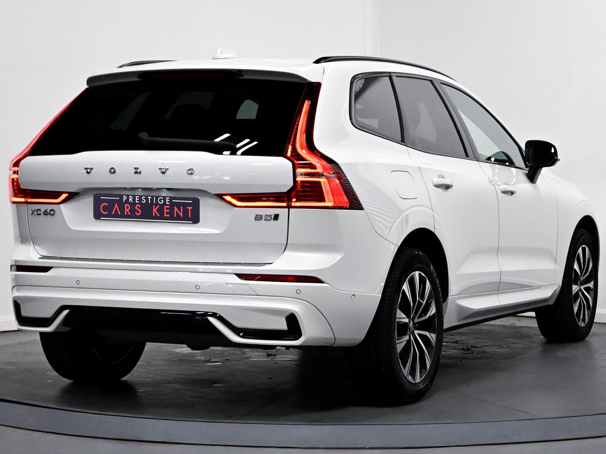 Volvo XC60 view 38
