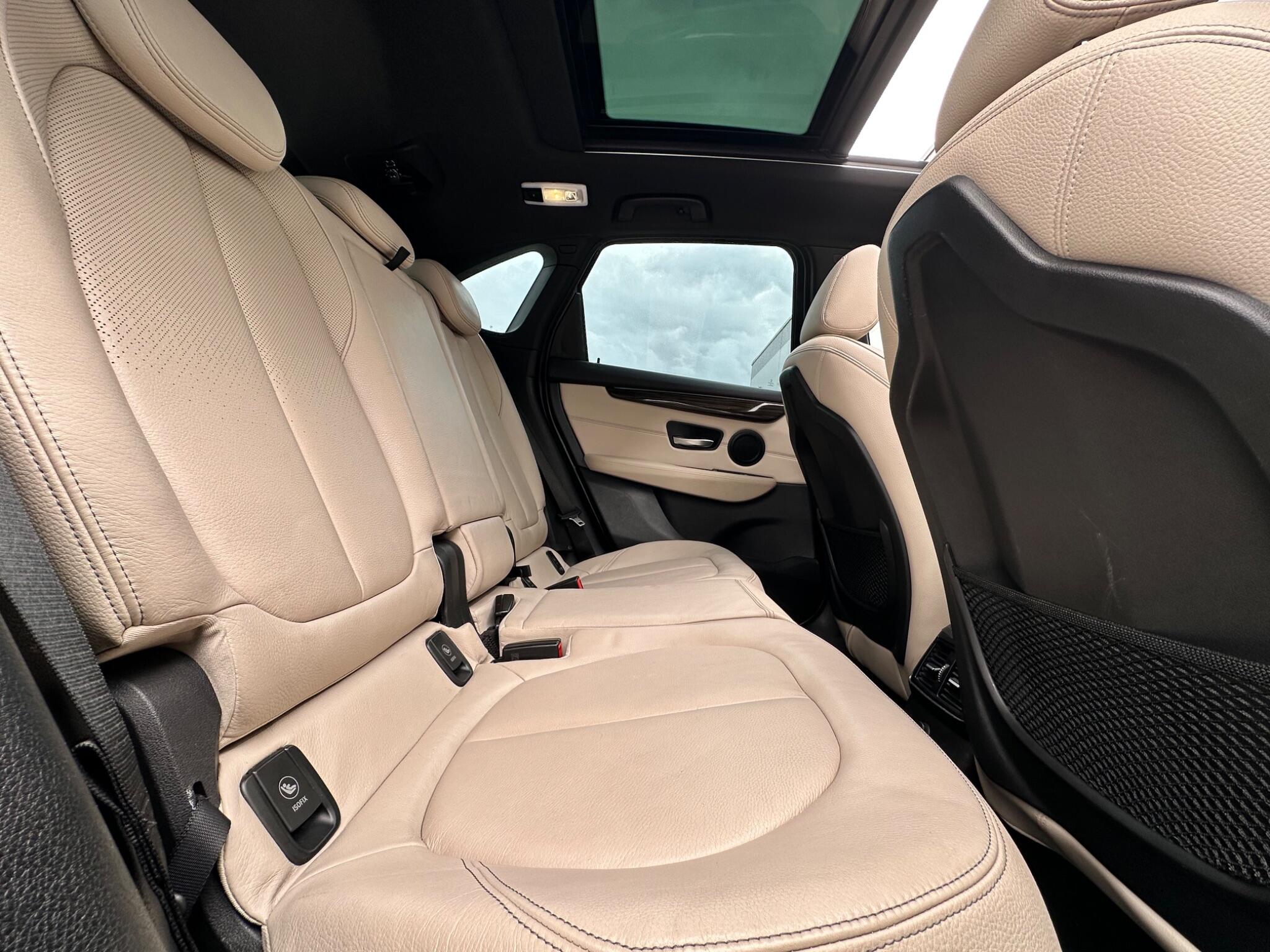 BMW 2 Series Active Tourer view 31