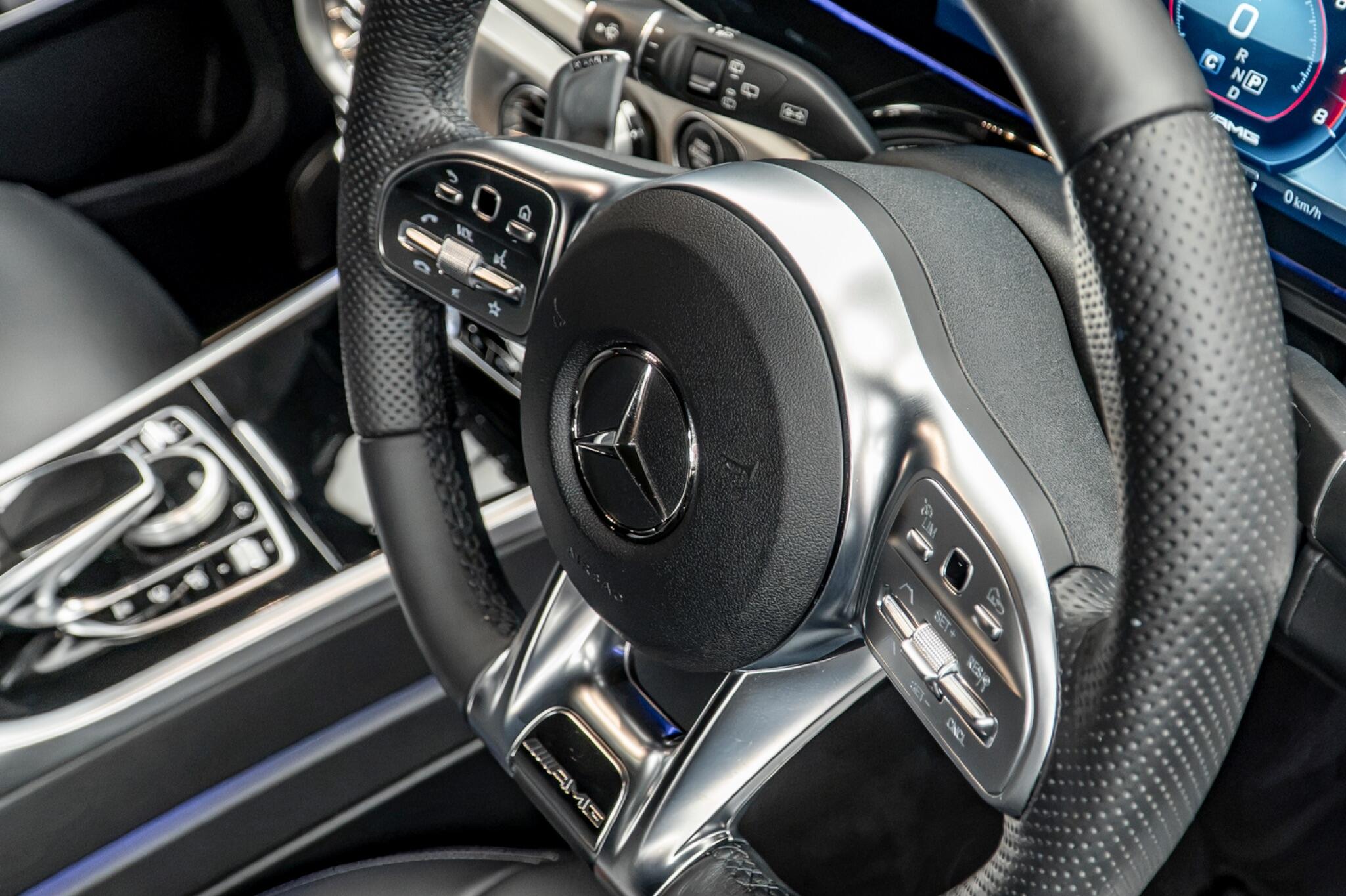 Mercedes-Benz G-Class view 36