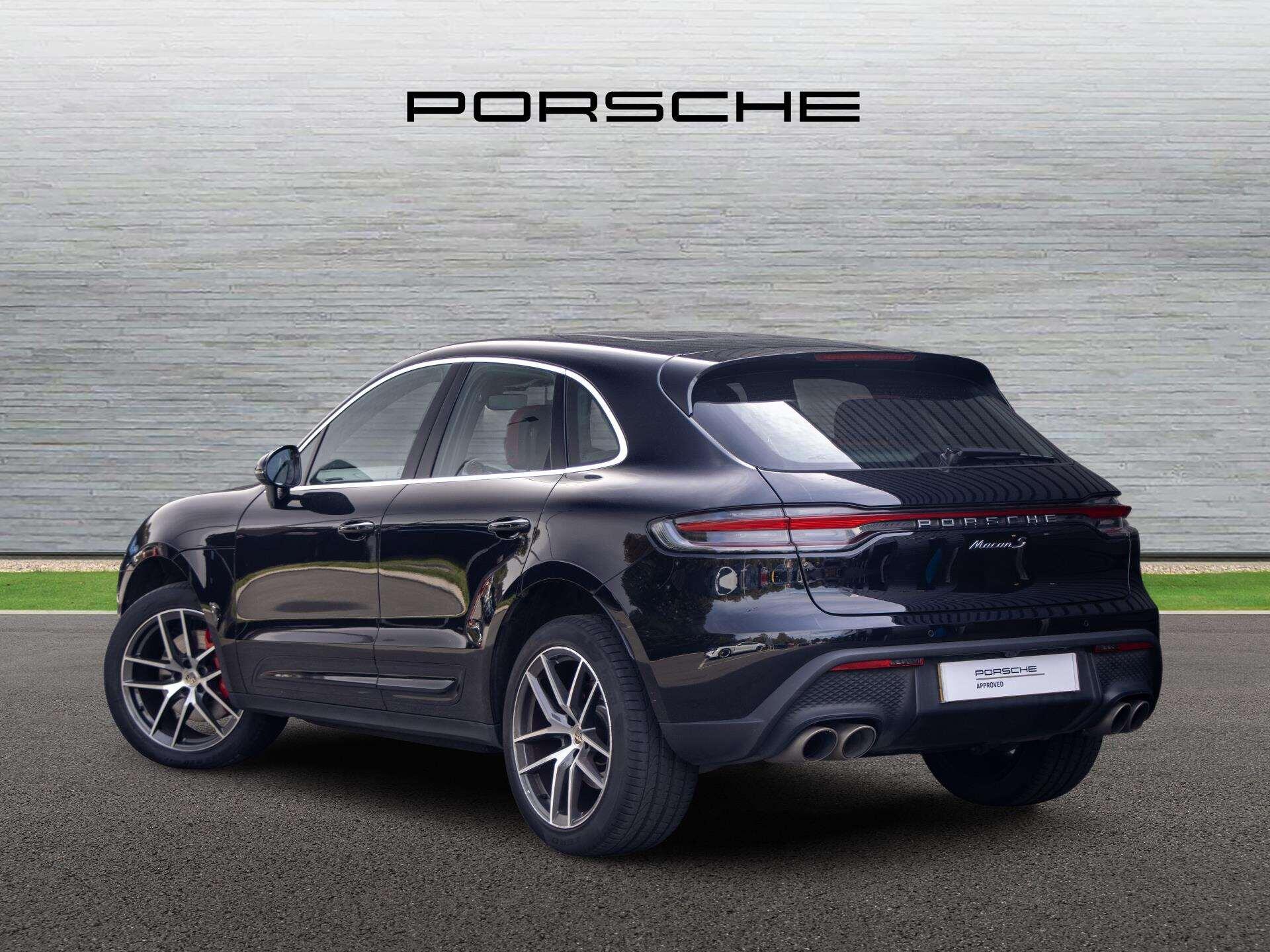Porsche Macan view 2
