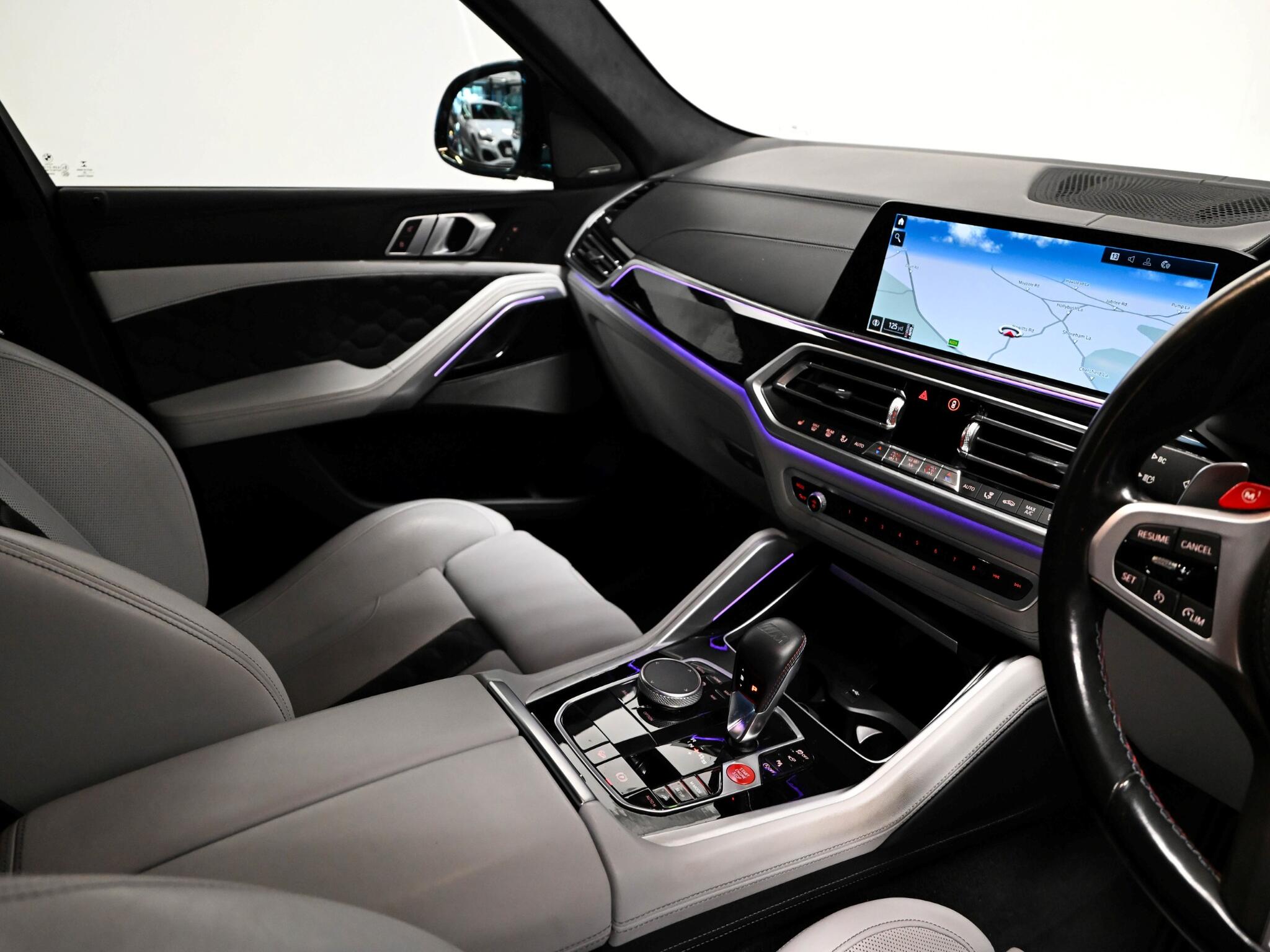 BMW X6 M view 37