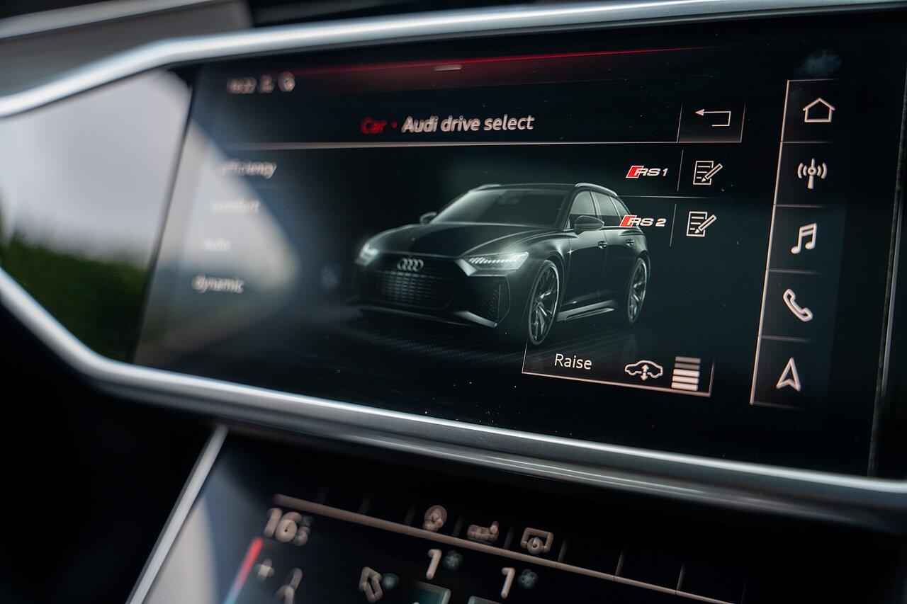 Audi RS6 view 86