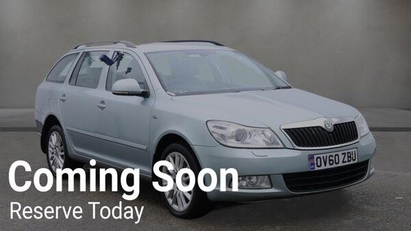 2010 Skoda Octavia 2.0 TDI Elegance DSG Euro 4 5dr