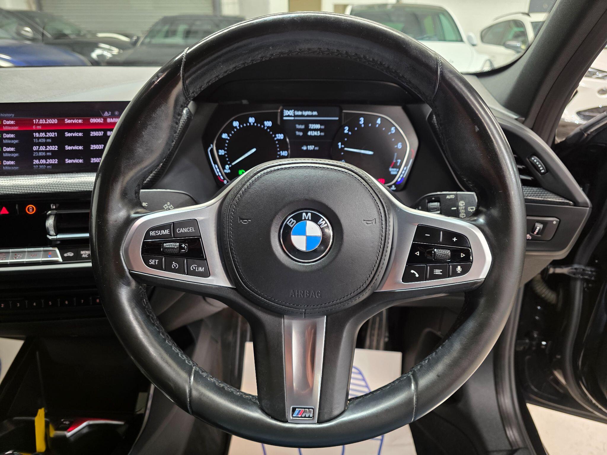 BMW 1 Series view 14