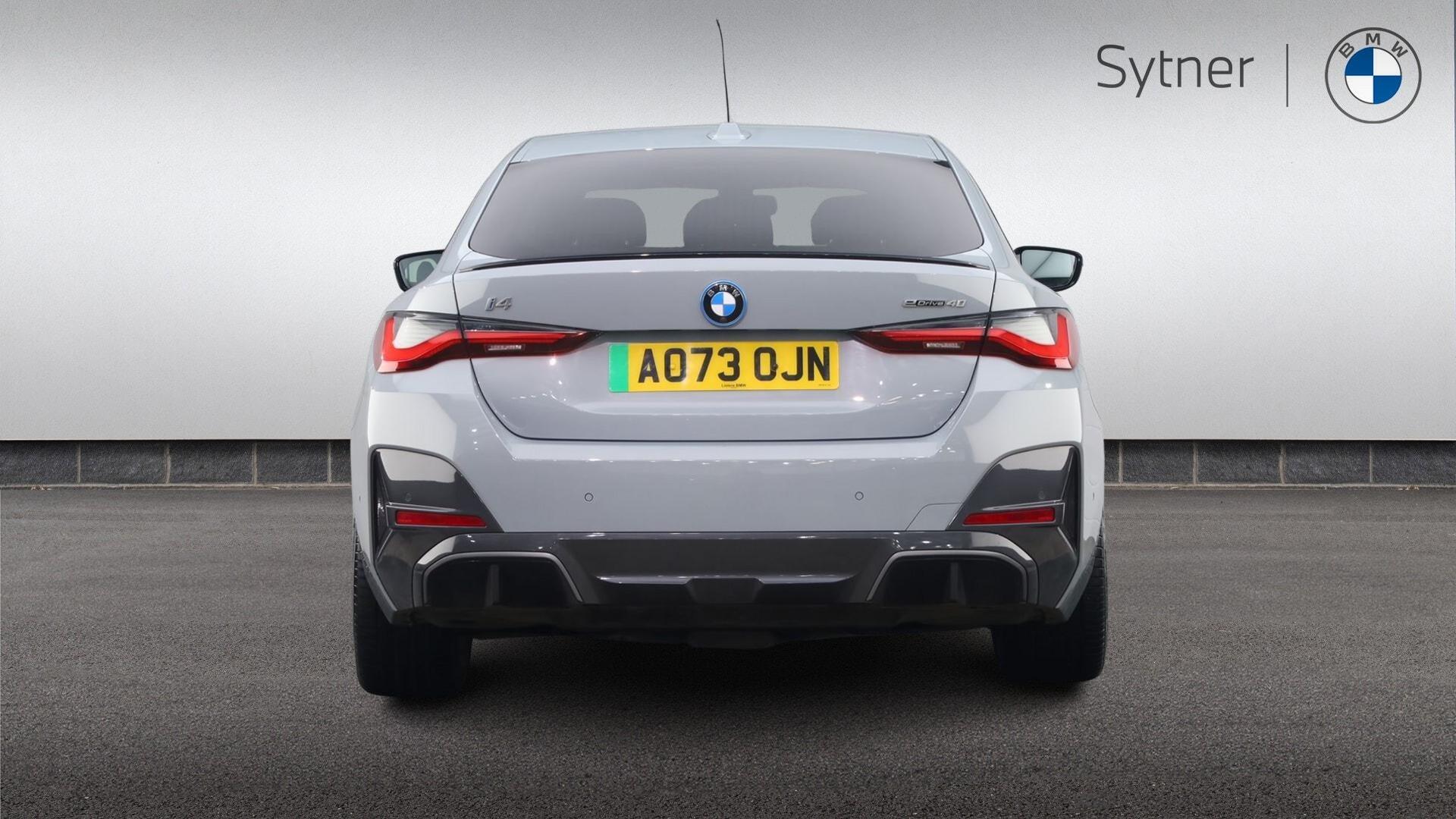 BMW i4 view 15