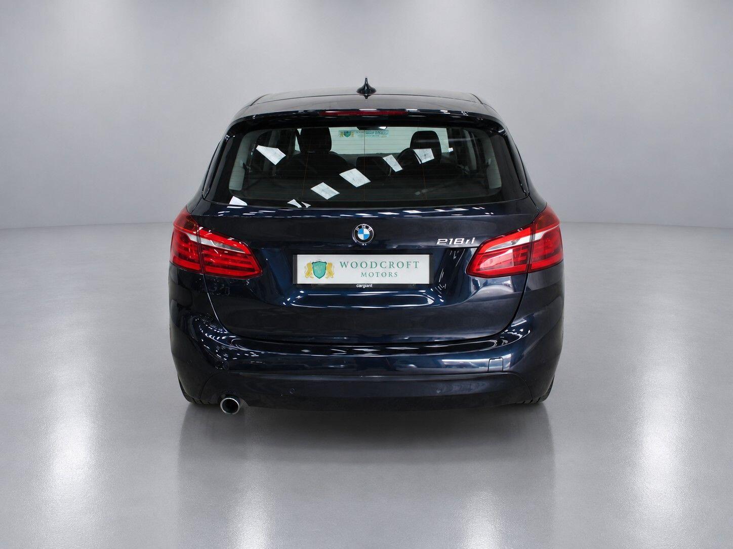 BMW 2 Series view 14